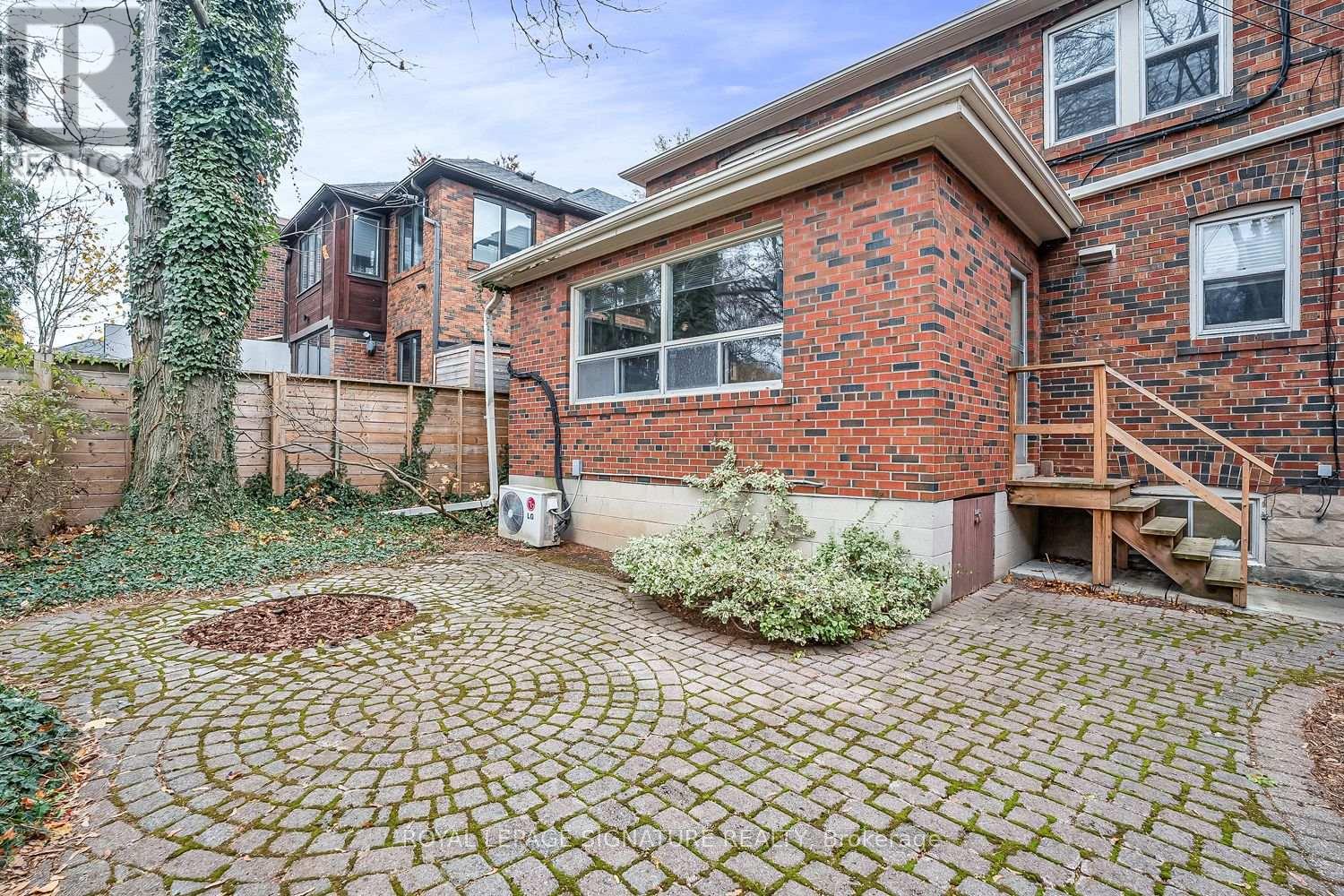 72 Bessborough Drive, Toronto, Ontario  M4G 3J1 - Photo 38 - C12580878