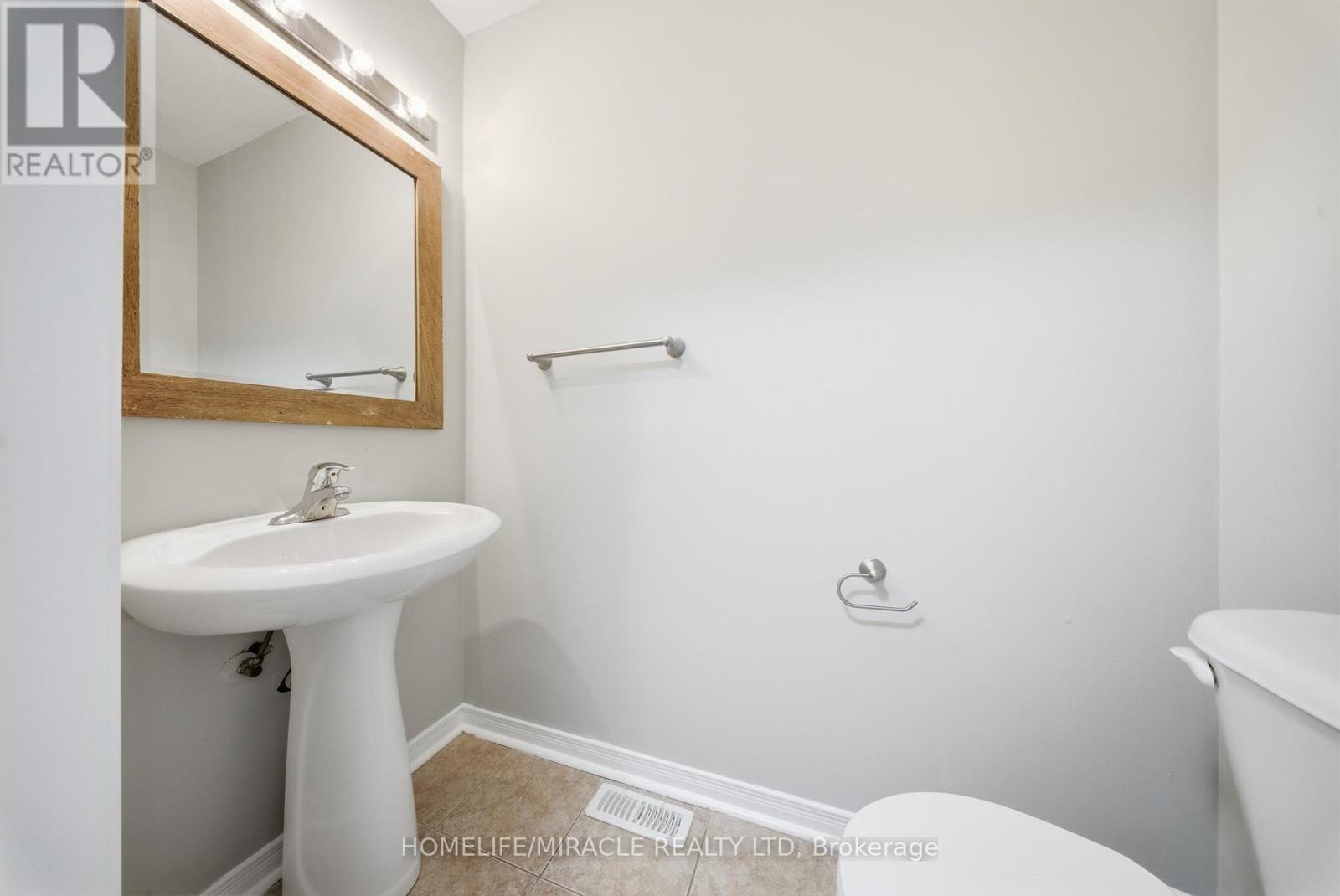 12 Diana Way, Barrie (Innis-Shore), Ontario  L4M 7H2 - Photo 14 - S12580838