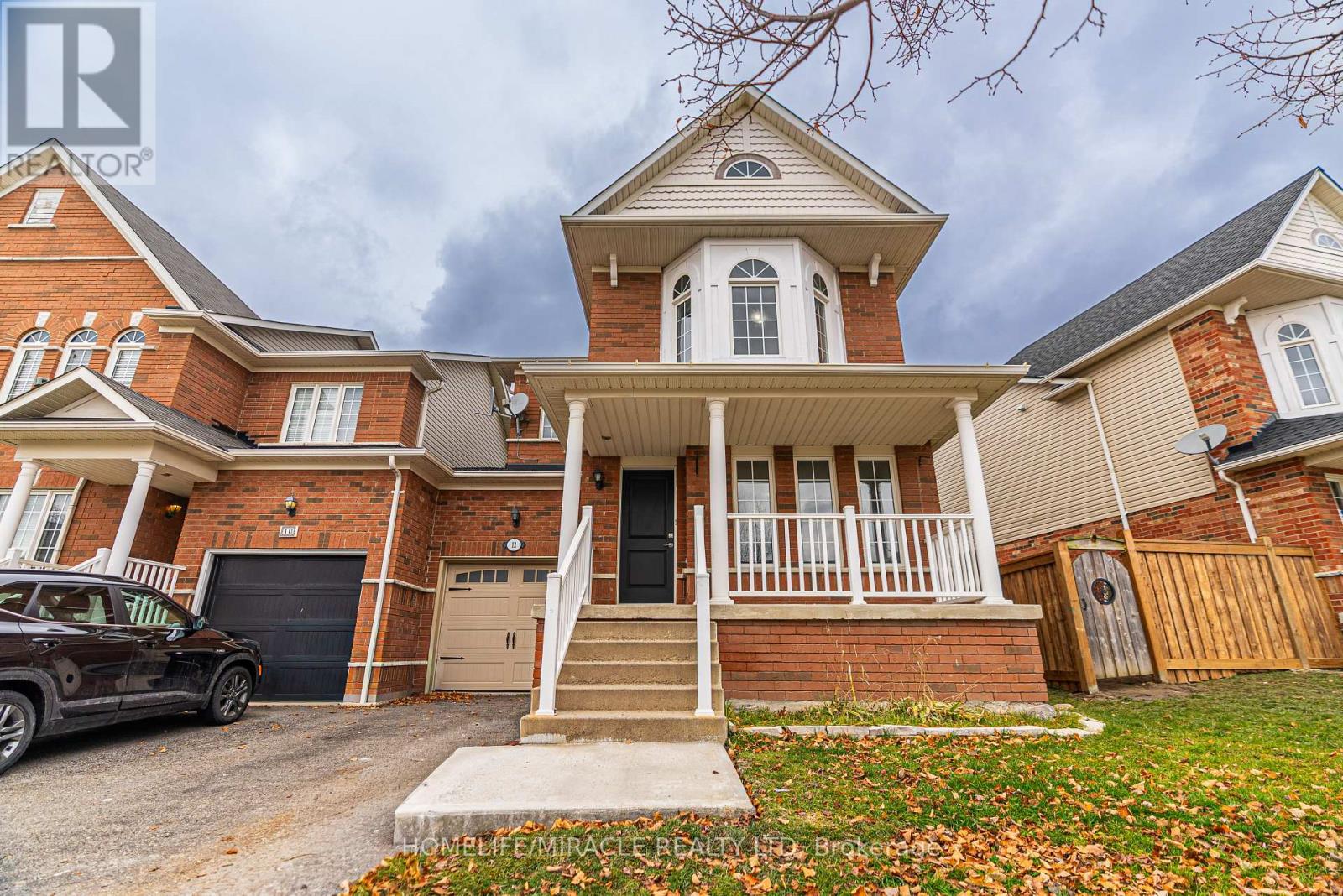 12 Diana Way, Barrie (Innis-Shore), Ontario  L4M 7H2 - Photo 3 - S12580838