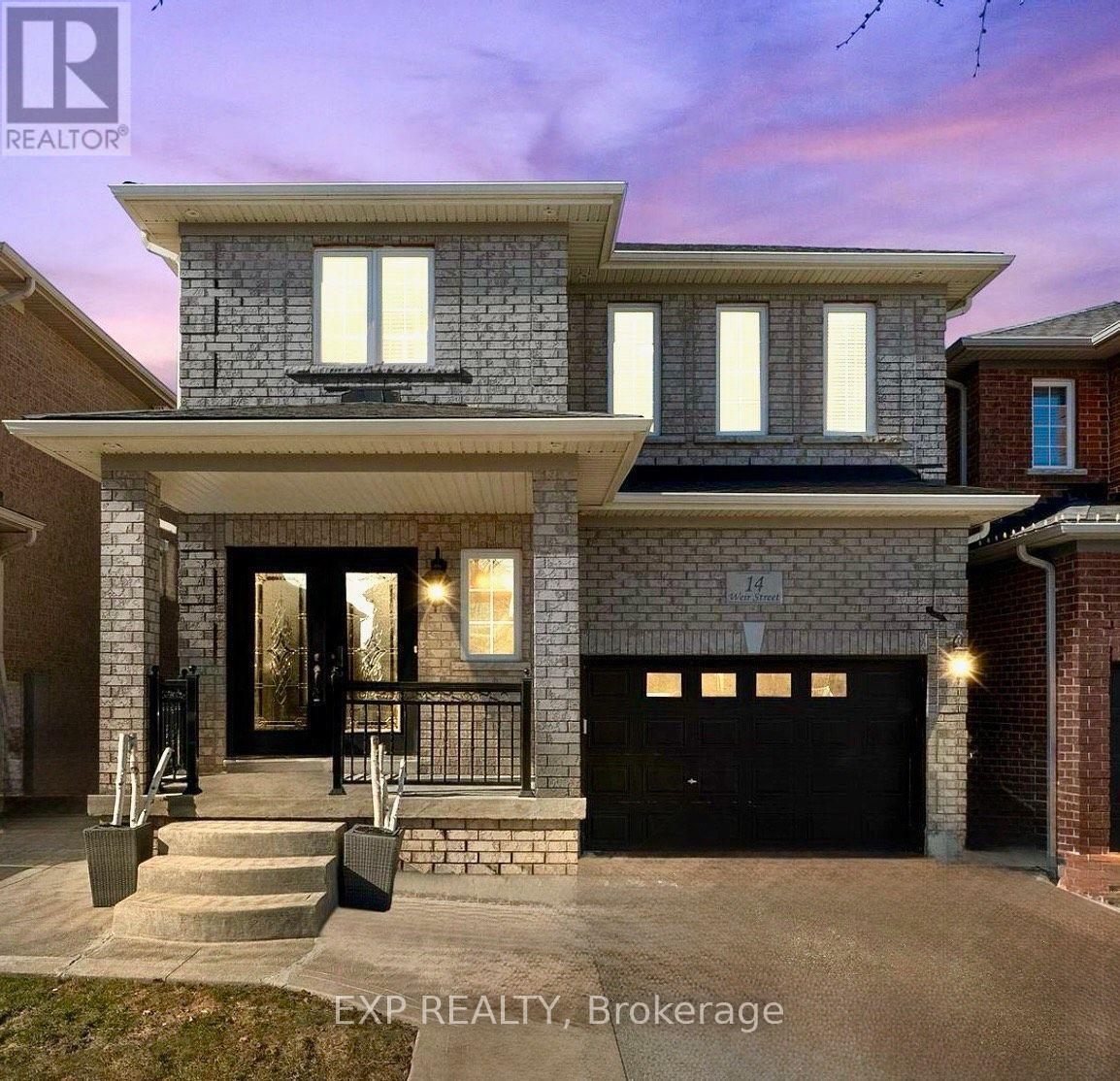 14 Weir Street, Bradford West Gwillimbury, Ontario  L3Z 0K6 - Photo 2 - N12580868