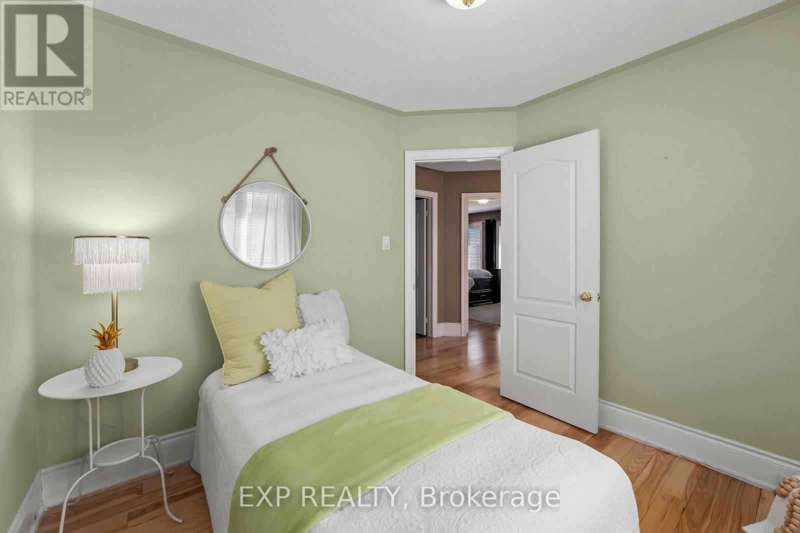 14 Weir Street, Bradford West Gwillimbury, Ontario  L3Z 0K6 - Photo 24 - N12580868