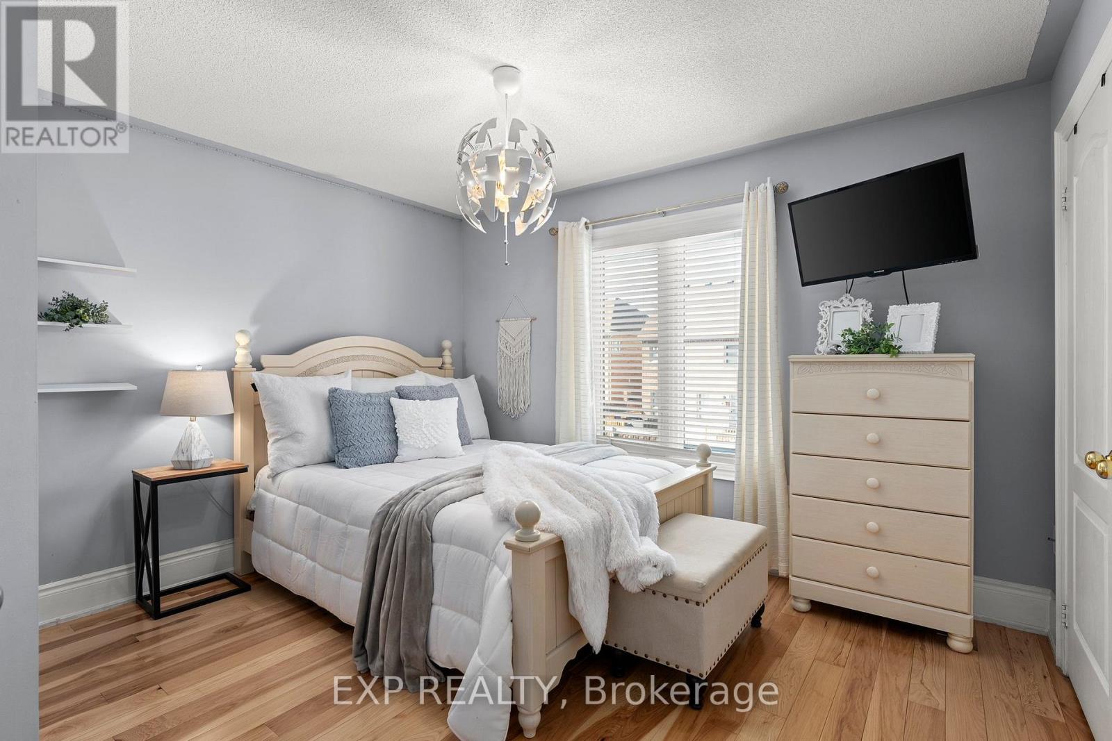 14 Weir Street, Bradford West Gwillimbury, Ontario  L3Z 0K6 - Photo 27 - N12580868