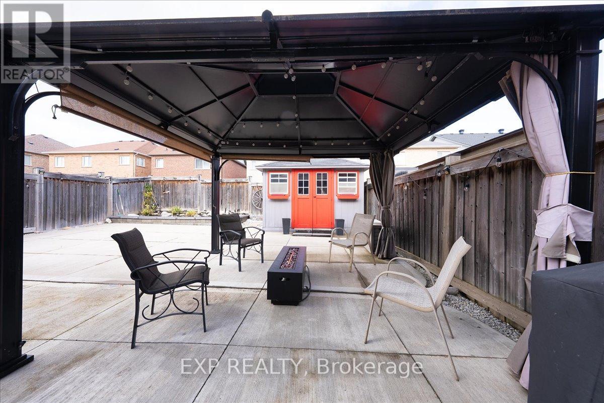 14 Weir Street, Bradford West Gwillimbury, Ontario  L3Z 0K6 - Photo 43 - N12580868