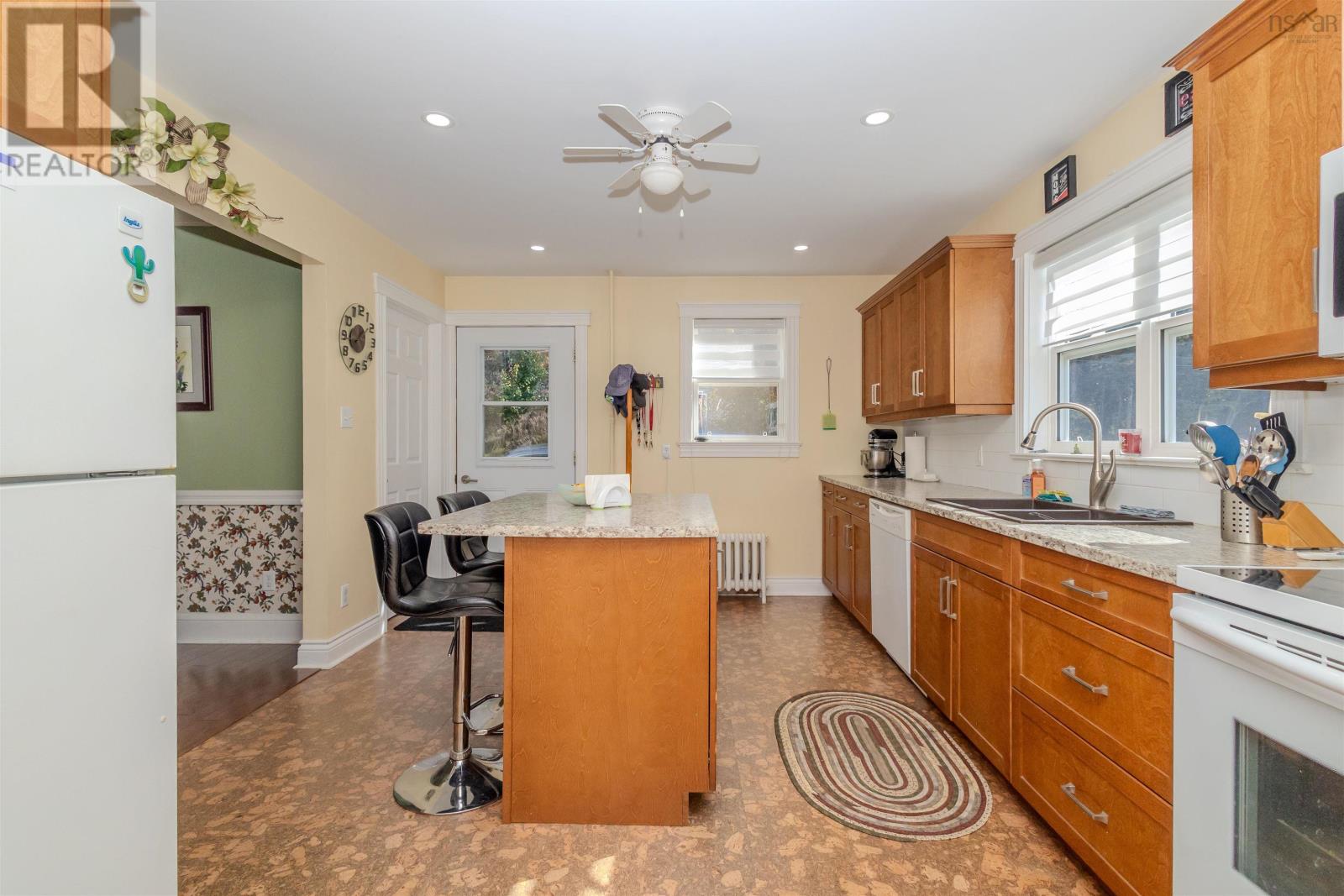 15 Harriet Street, Sydney River, Nova Scotia  B1S 1S5 - Photo 16 - 202525711