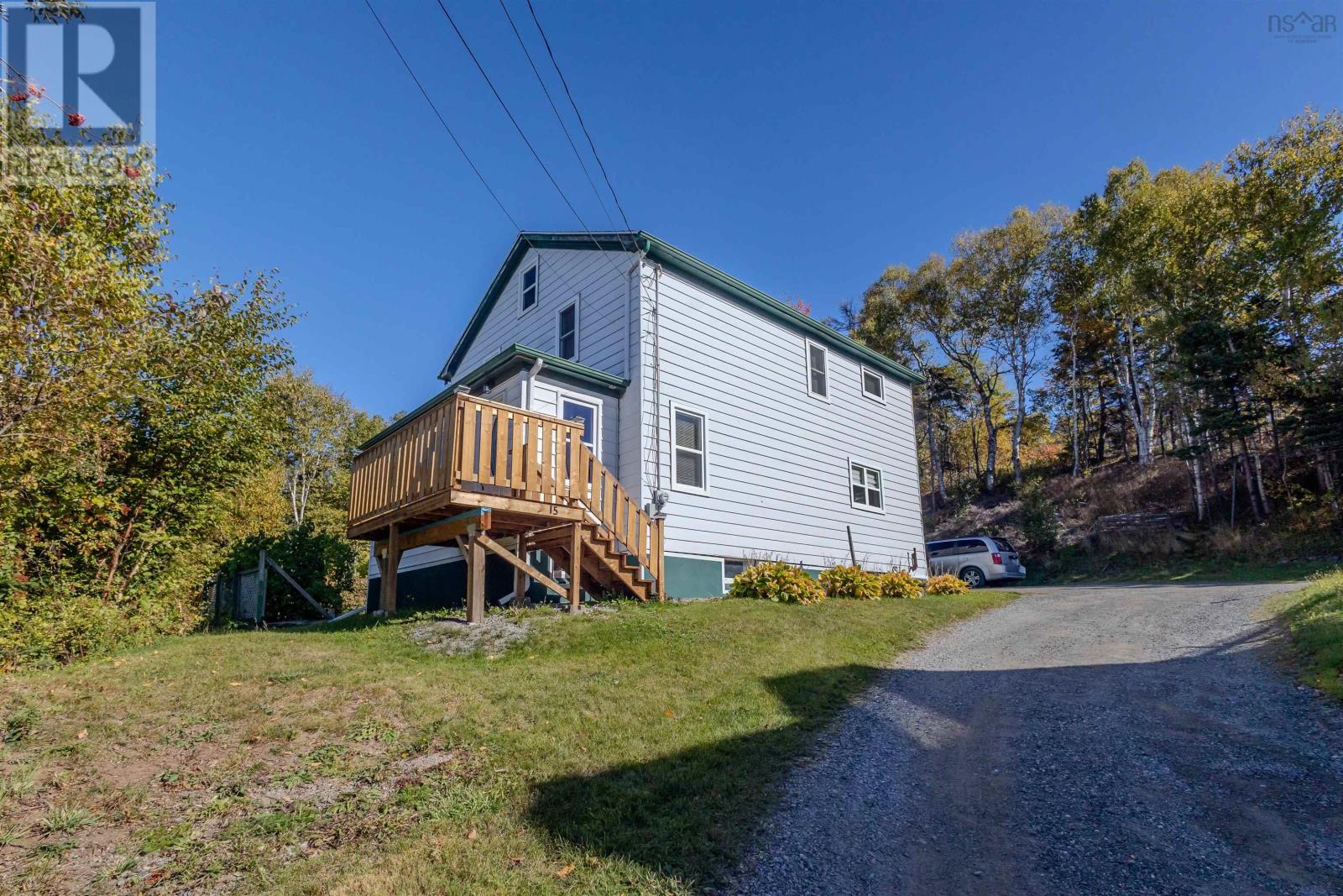 15 Harriet Street, Sydney River, Nova Scotia  B1S 1S5 - Photo 2 - 202525711