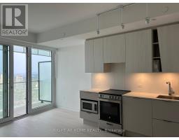 3802 - 3900 CONFEDERATION PKWY PARKWAY, Mississauga, Ontario