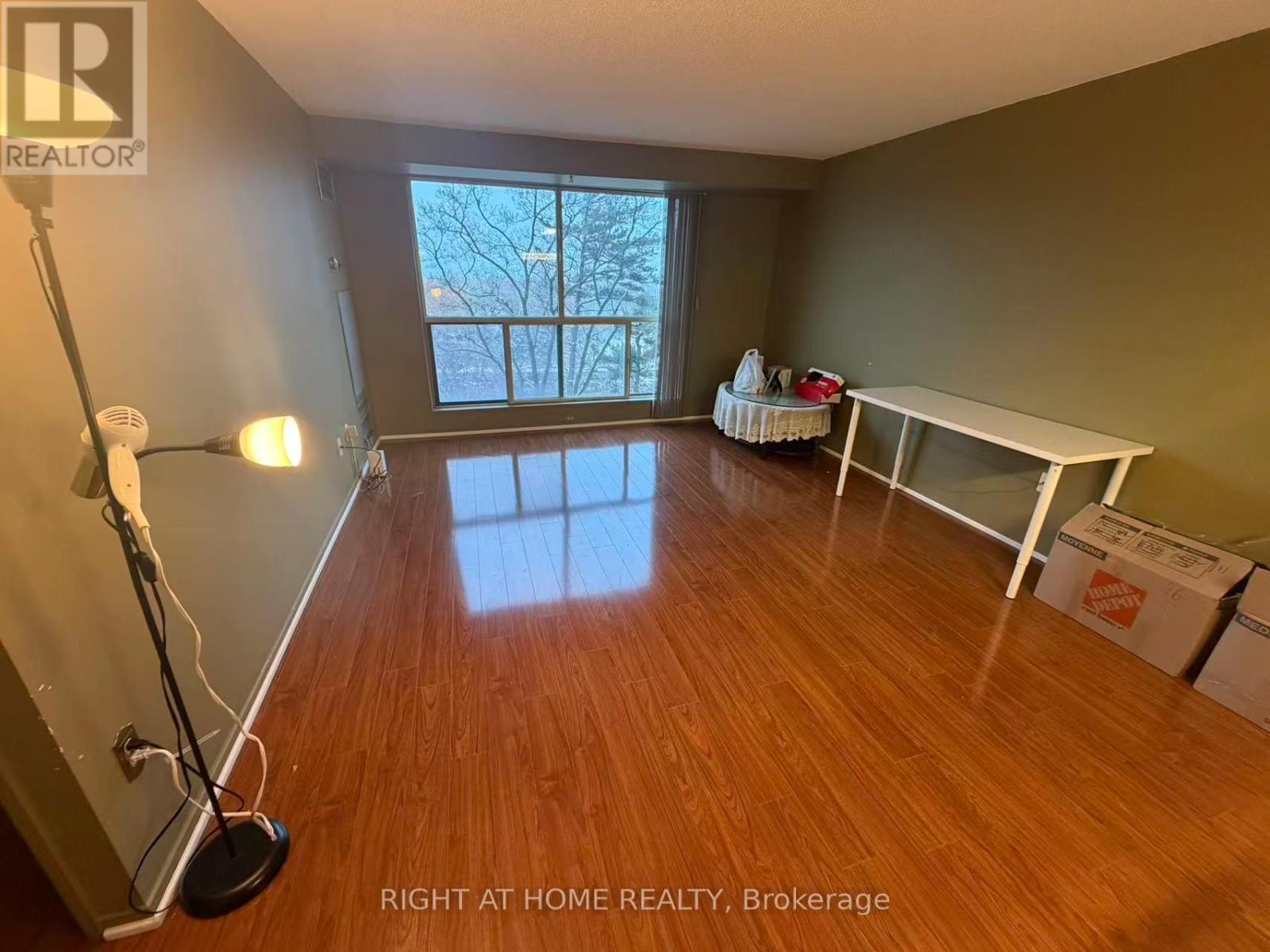 711 - 2155 Burnhamthorpe Road W, Mississauga, Ontario  L5L 5P9 - Photo 3 - W12580856