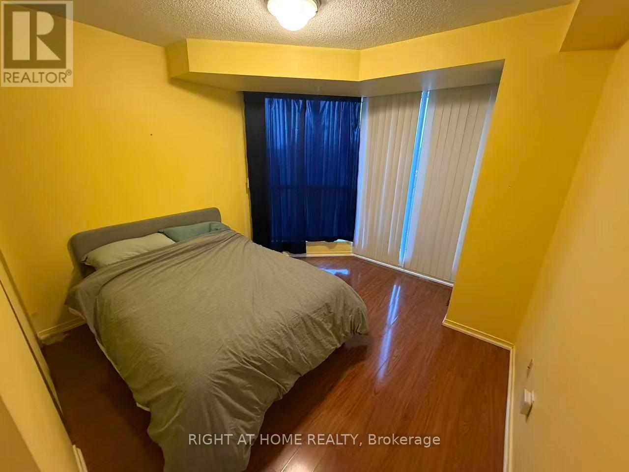 711 - 2155 Burnhamthorpe Road W, Mississauga, Ontario  L5L 5P9 - Photo 5 - W12580856