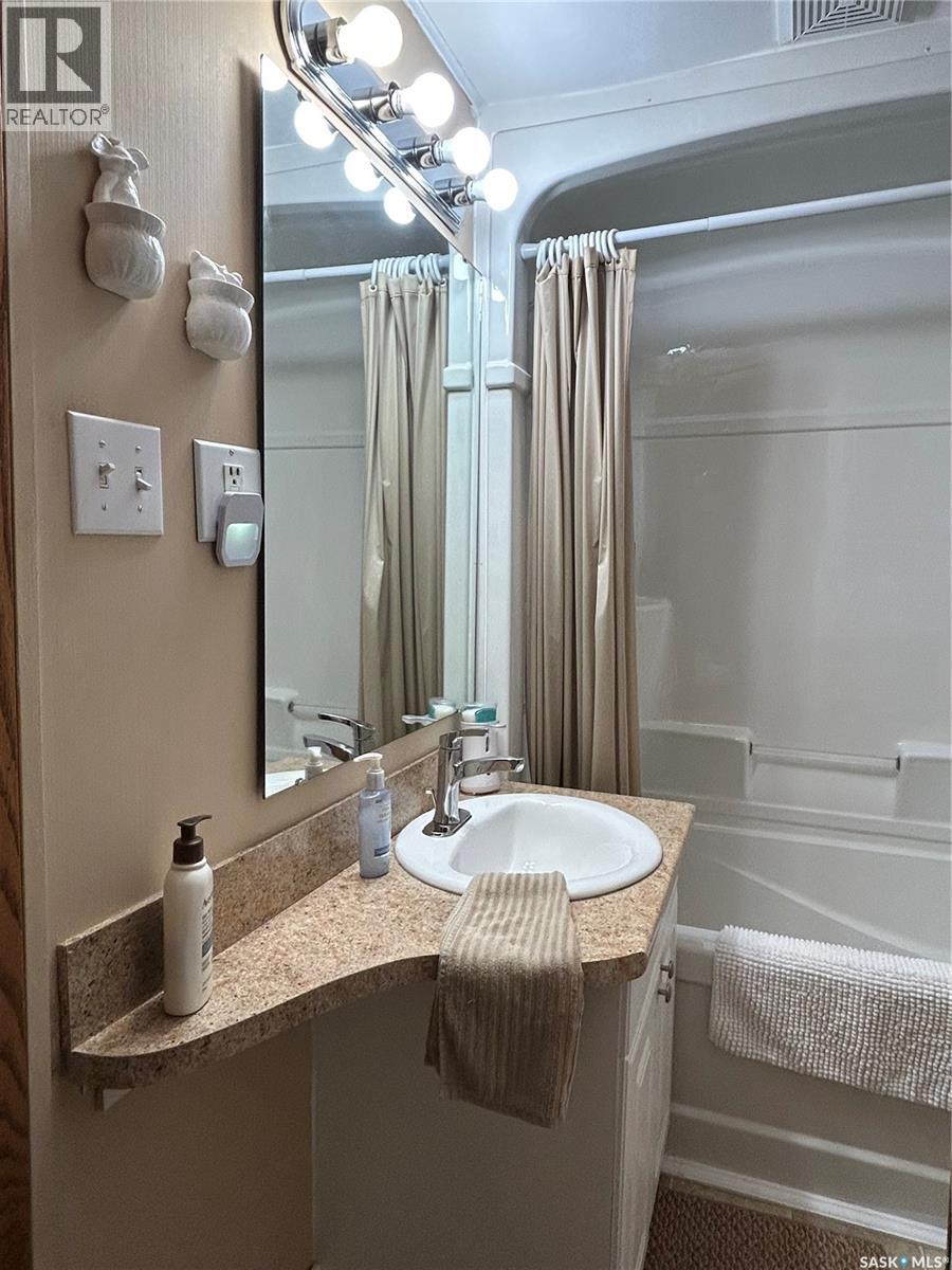 902 Eva Street, Estevan, Saskatchewan  S4A 1P5 - Photo 21 - SK024714