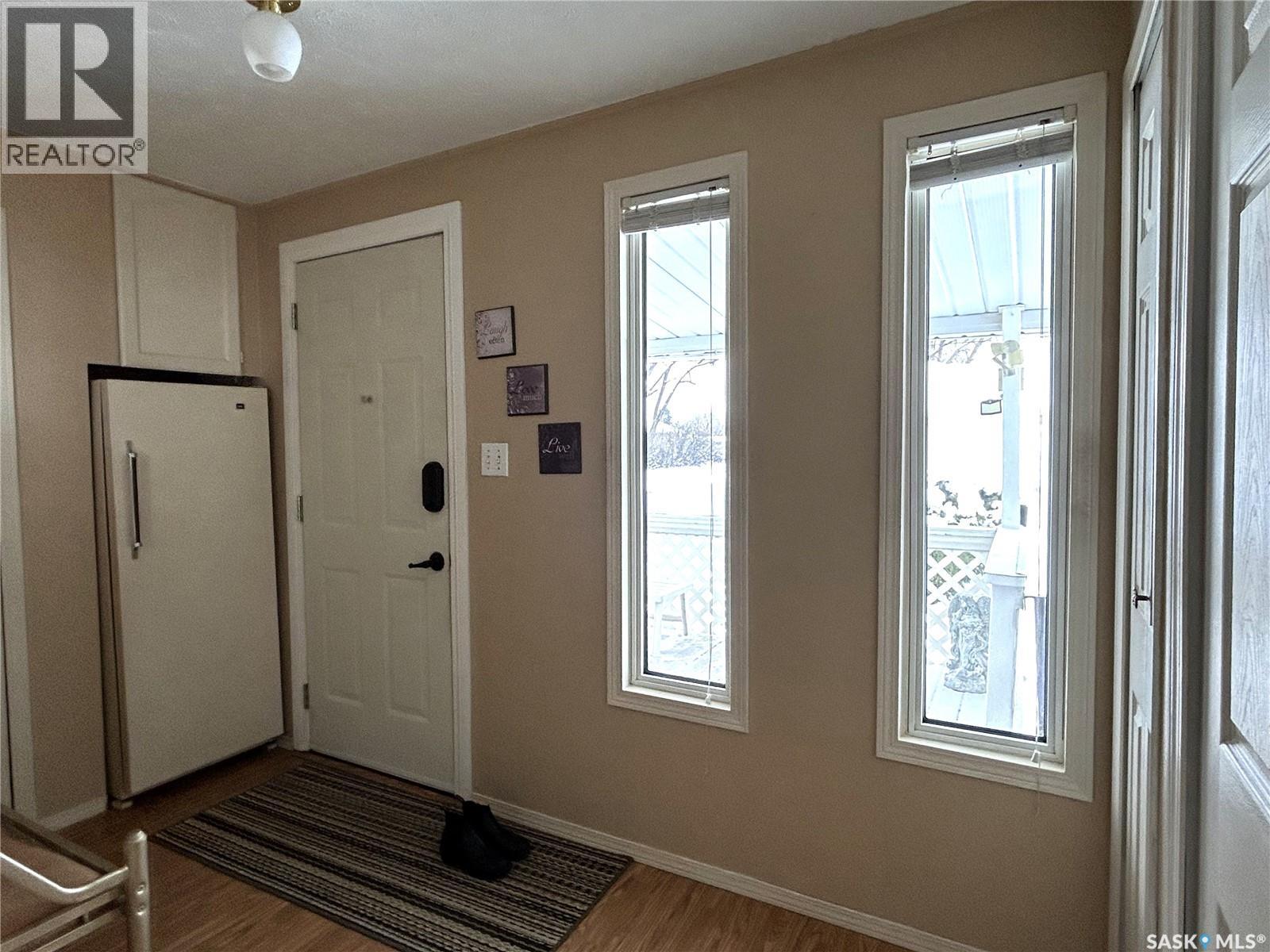 902 Eva Street, Estevan, Saskatchewan  S4A 1P5 - Photo 3 - SK024714