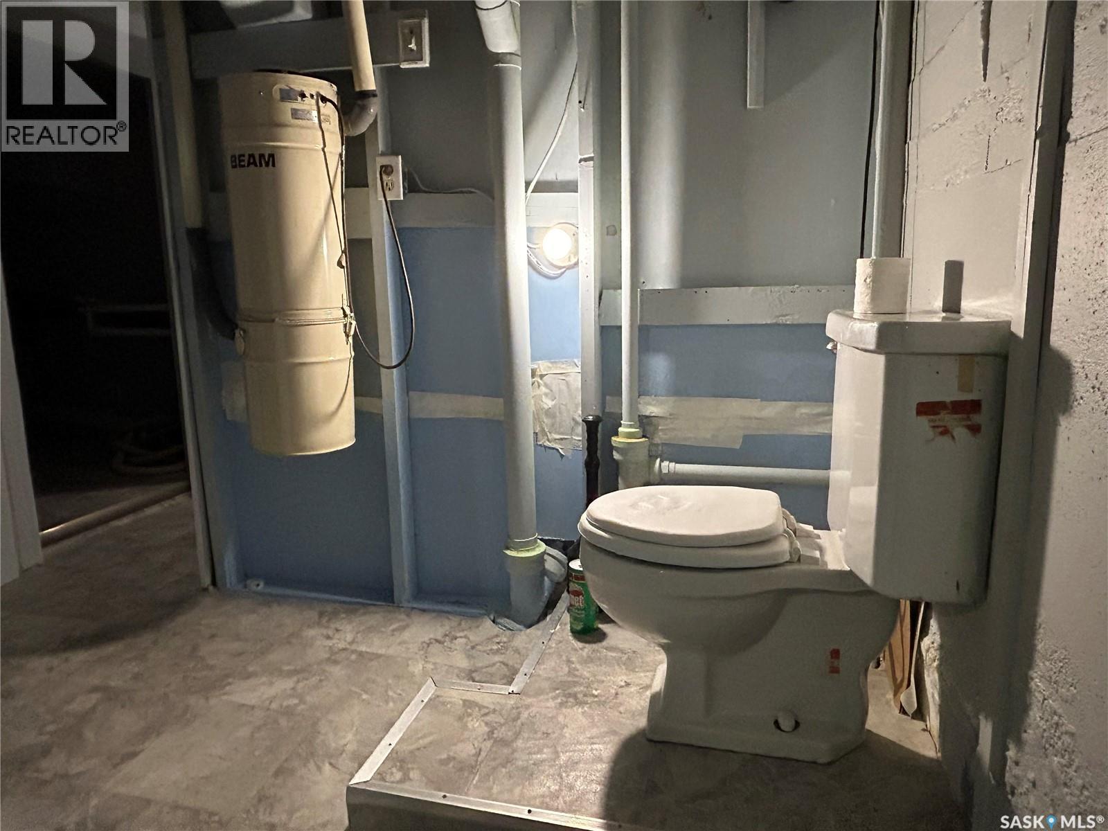 902 Eva Street, Estevan, Saskatchewan  S4A 1P5 - Photo 31 - SK024714