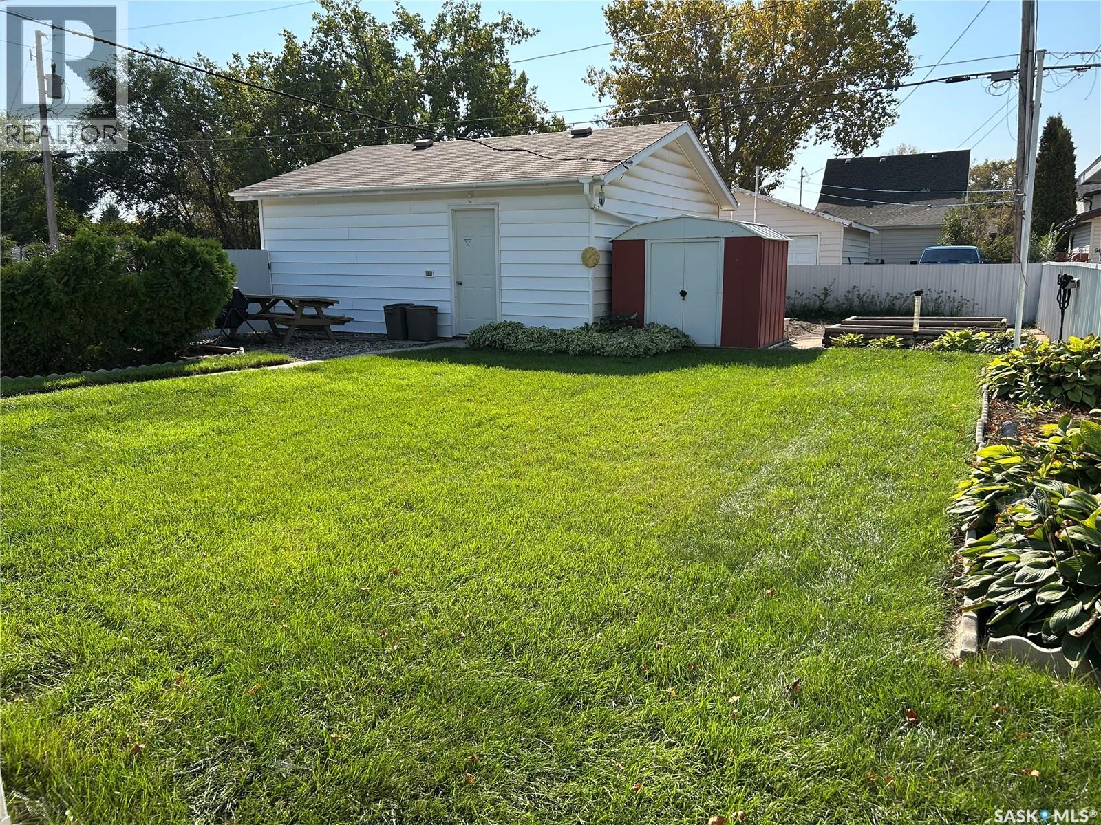 902 Eva Street, Estevan, Saskatchewan  S4A 1P5 - Photo 41 - SK024714