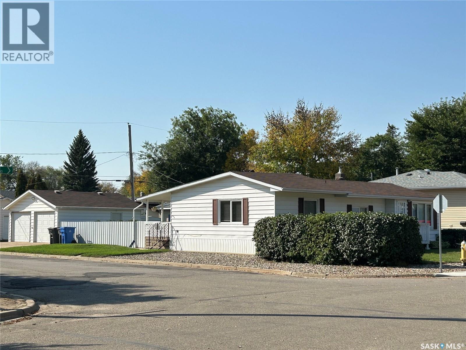 902 Eva Street, Estevan, Saskatchewan  S4A 1P5 - Photo 47 - SK024714