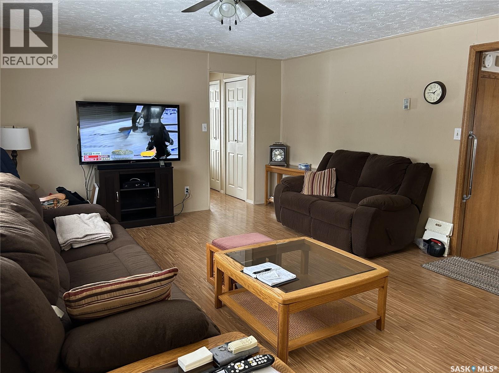 902 Eva Street, Estevan, Saskatchewan  S4A 1P5 - Photo 7 - SK024714