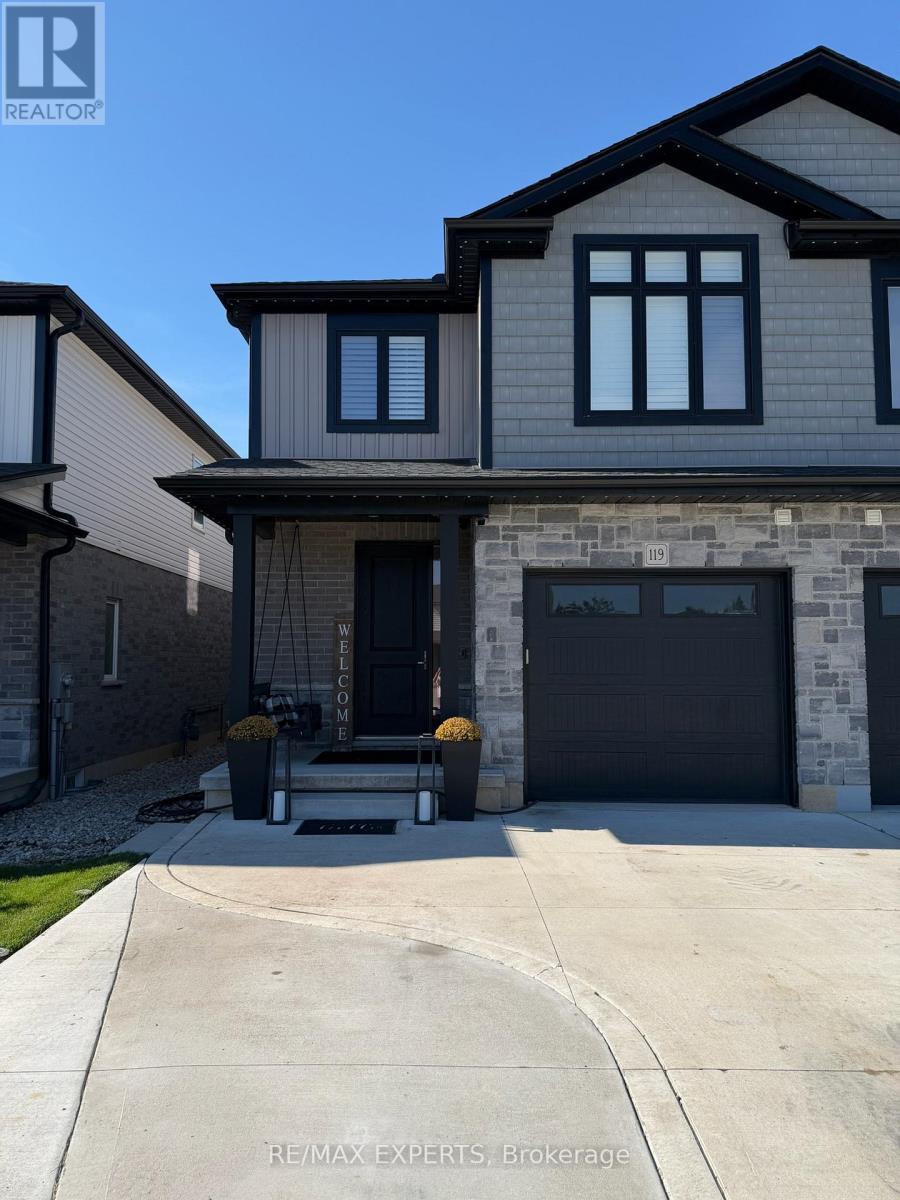 119 Lisbon Pines Drive, Cambridge, Ontario  N1R 8C7 - Photo 2 - X12580872