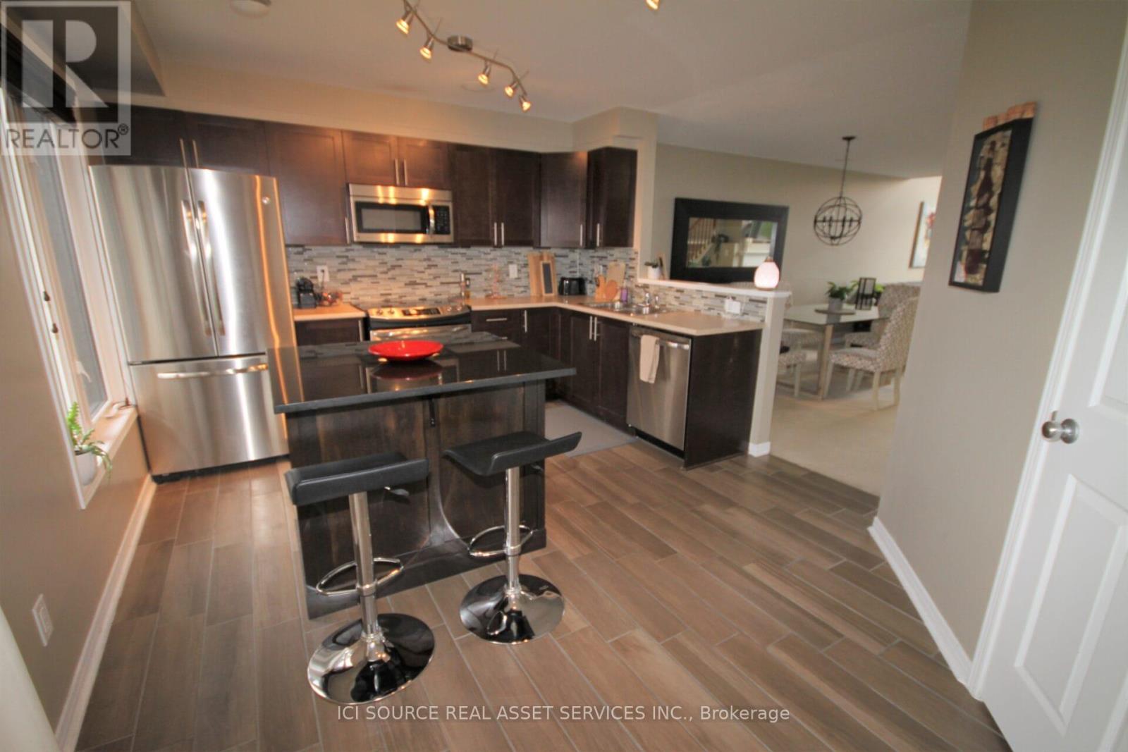 368 Galston Private, Ottawa, Ontario  K1W 0G3 - Photo 8 - X12580874