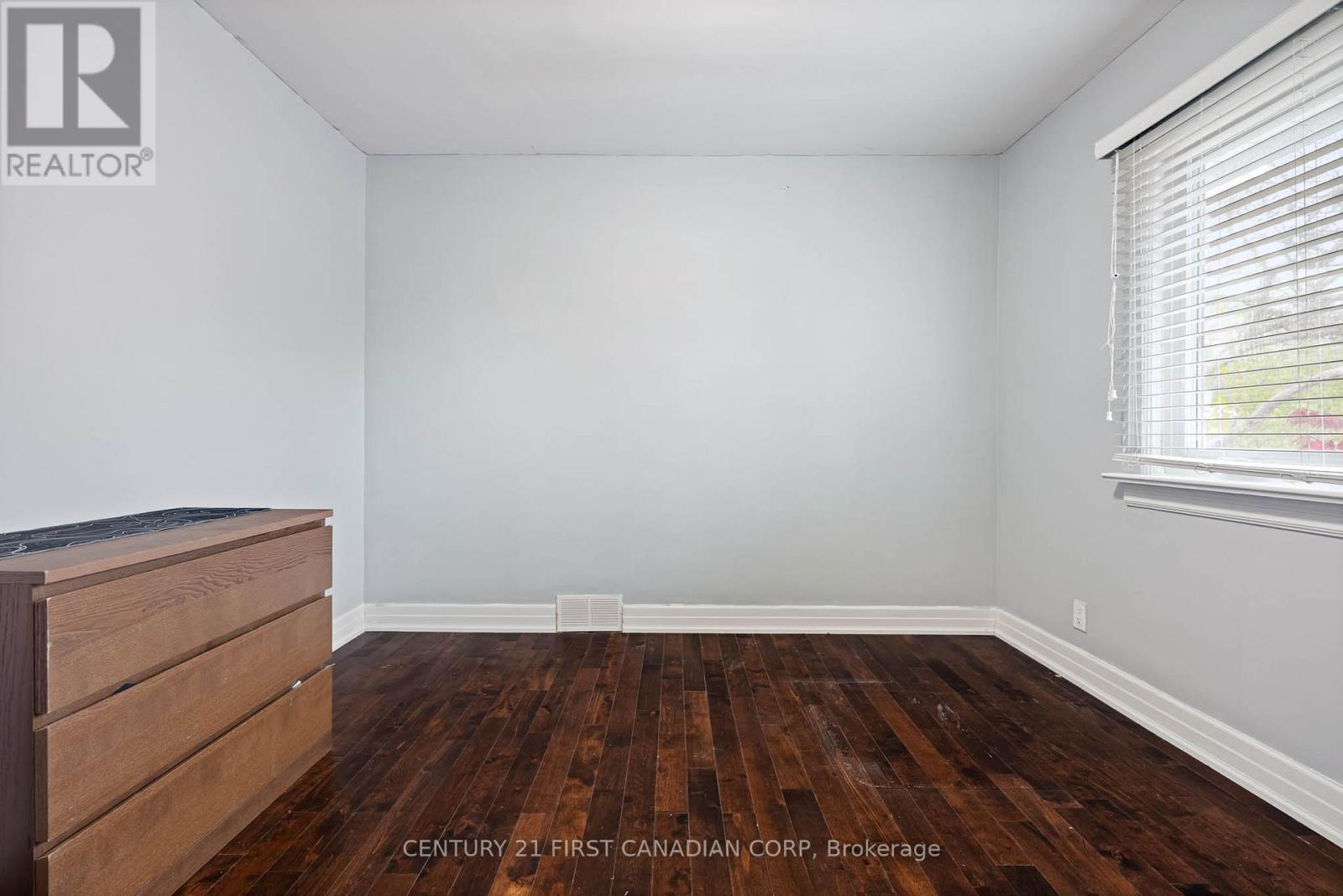 37 Mclaughlin Road N, Brampton, Ontario  L6X 1Y9 - Photo 17 - W12580920