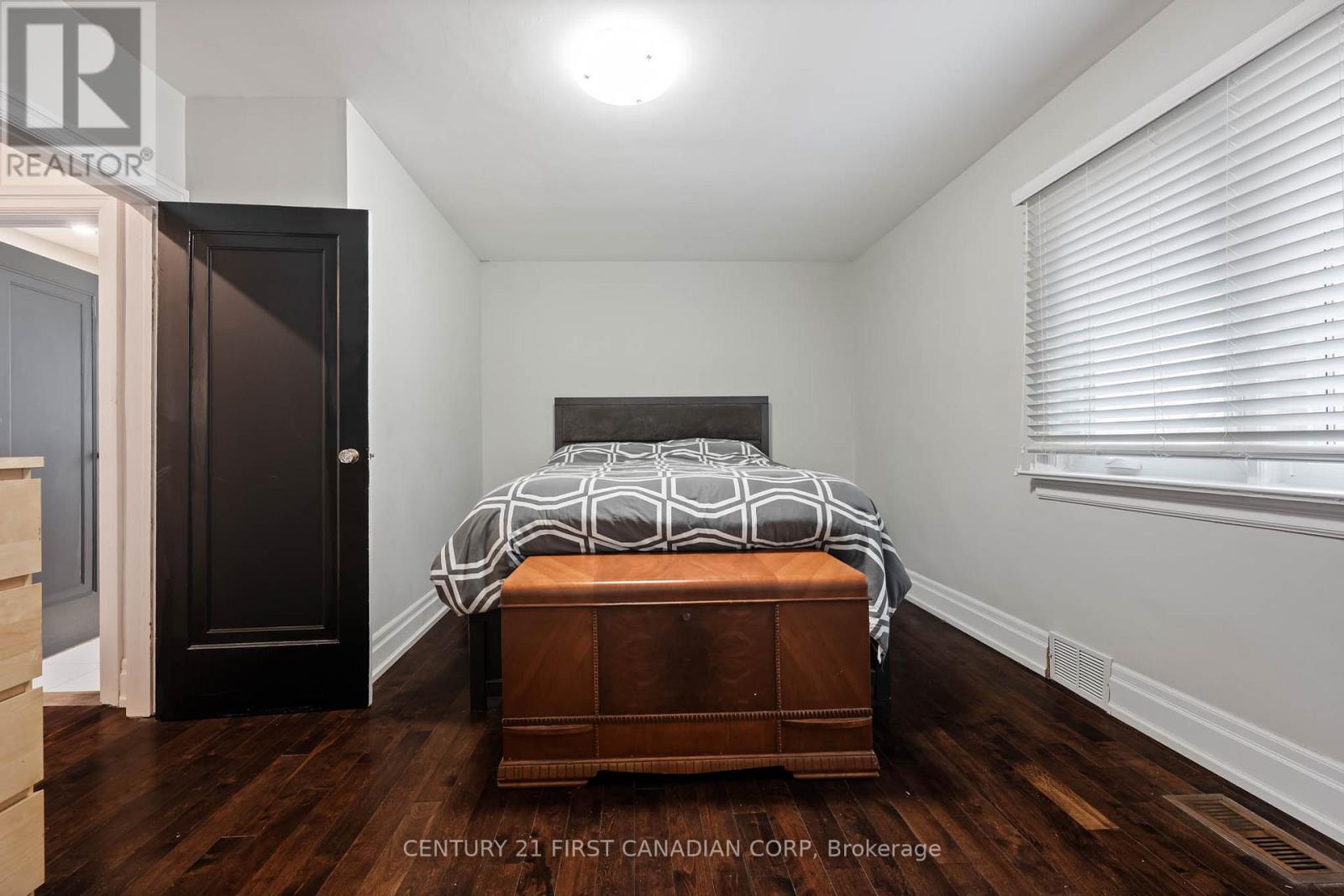 37 Mclaughlin Road N, Brampton, Ontario  L6X 1Y9 - Photo 24 - W12580920