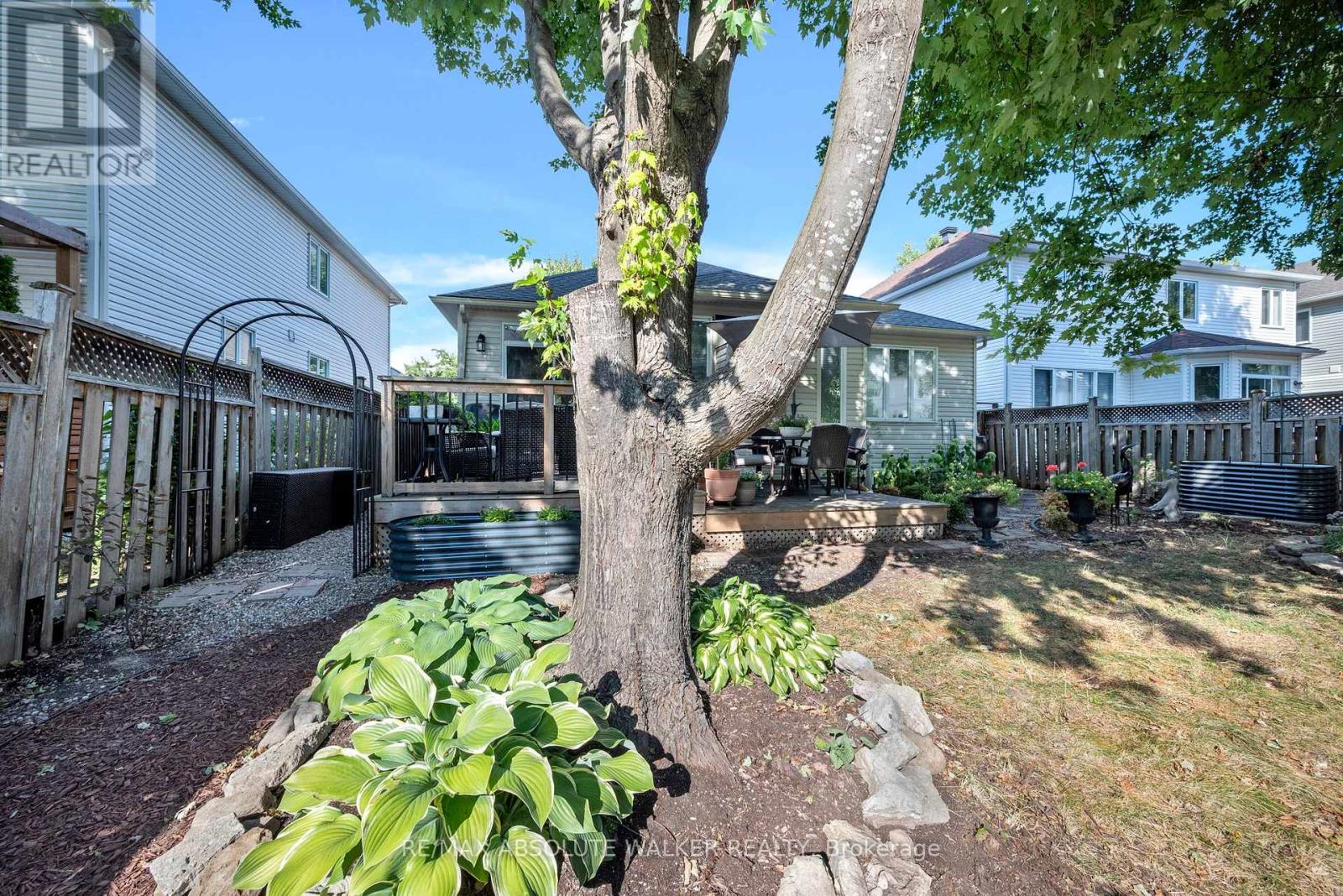 88 Maple Stand Way, Ottawa, Ontario  K2G 6V1 - Photo 45 - X12580928