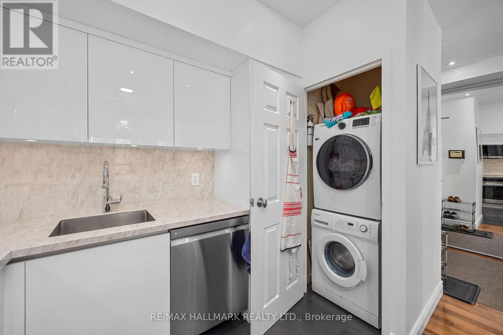 3205 - 25 The Esplanade, Toronto, Ontario  M5E 1W5 - Photo 10 - C12580888