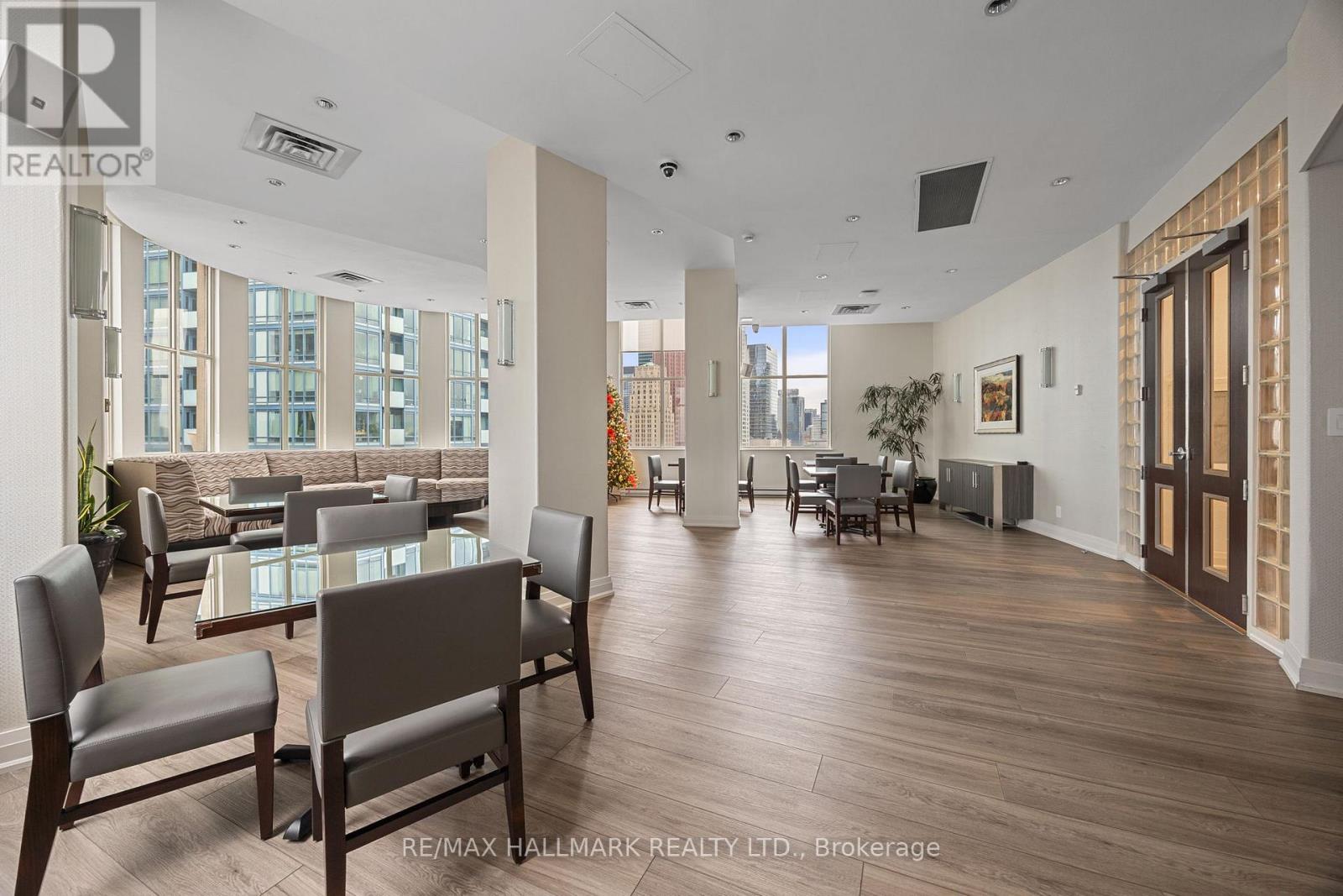 3205 - 25 The Esplanade, Toronto, Ontario  M5E 1W5 - Photo 28 - C12580888