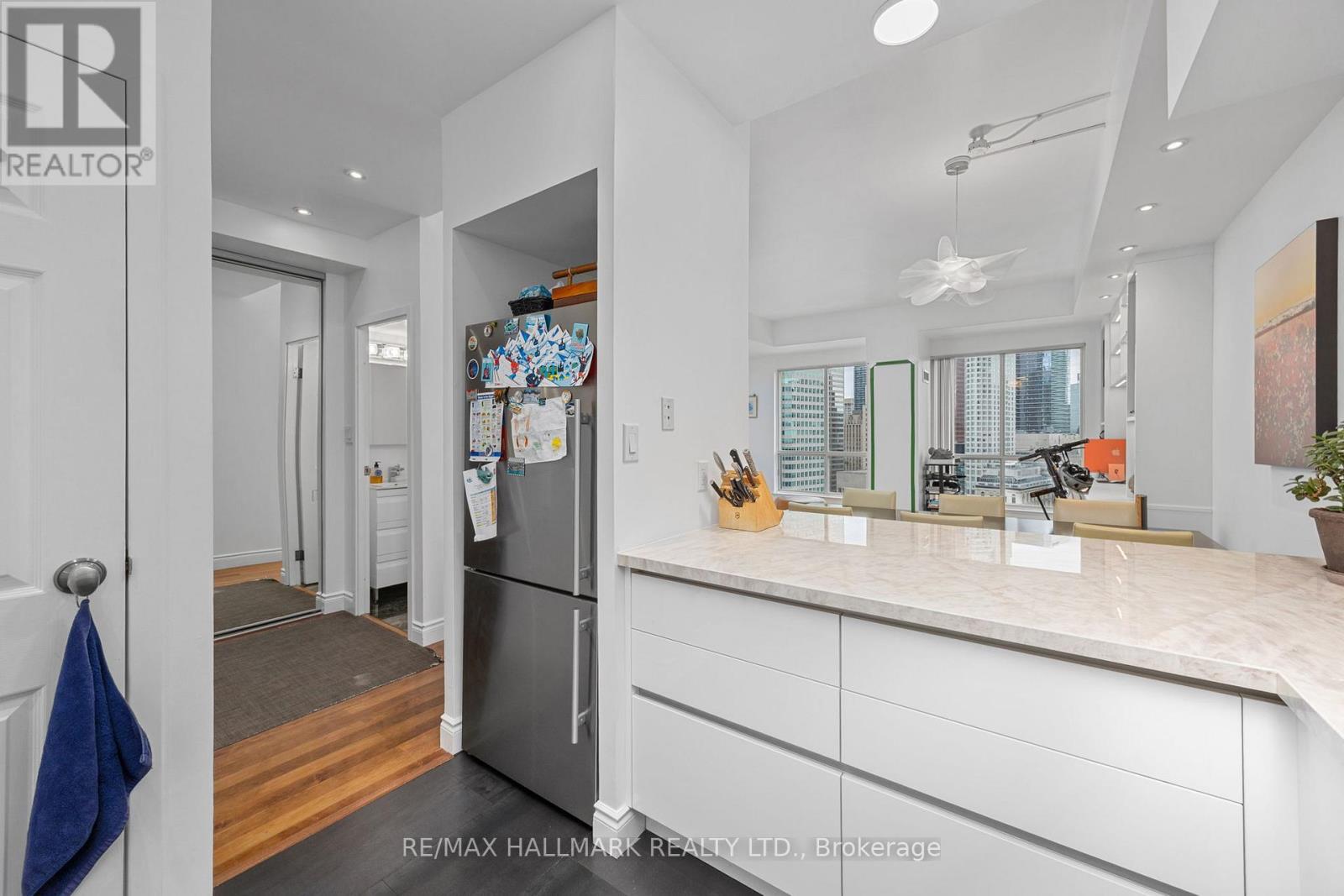 3205 - 25 The Esplanade, Toronto, Ontario  M5E 1W5 - Photo 8 - C12580888