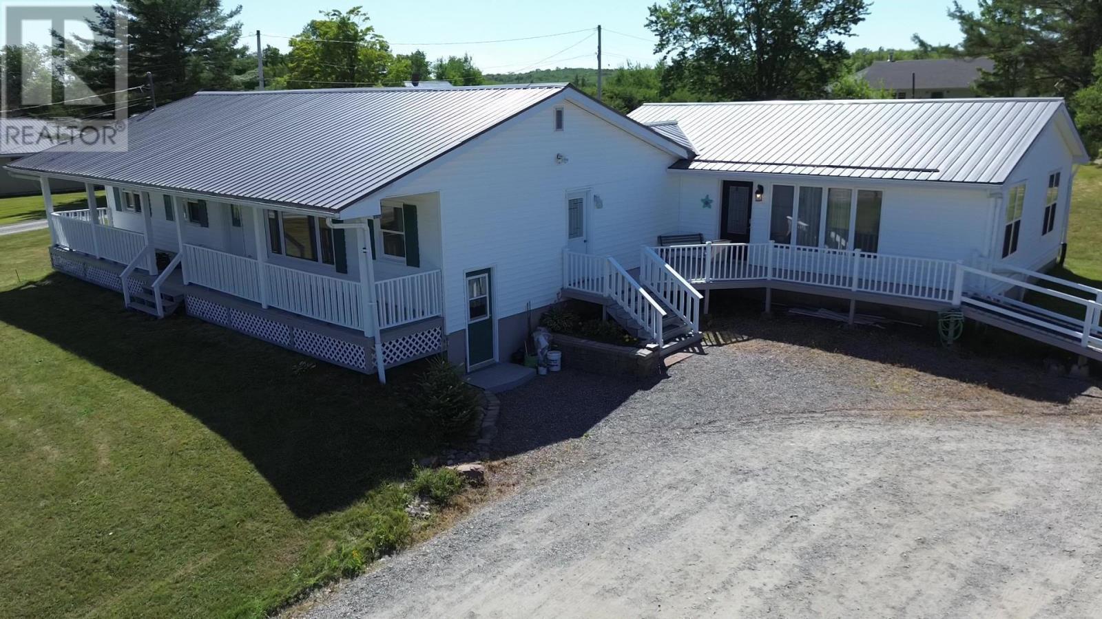 1066 Highway 2, Hilden, Nova Scotia B0N 1C0 - Photo 1 - 202520136