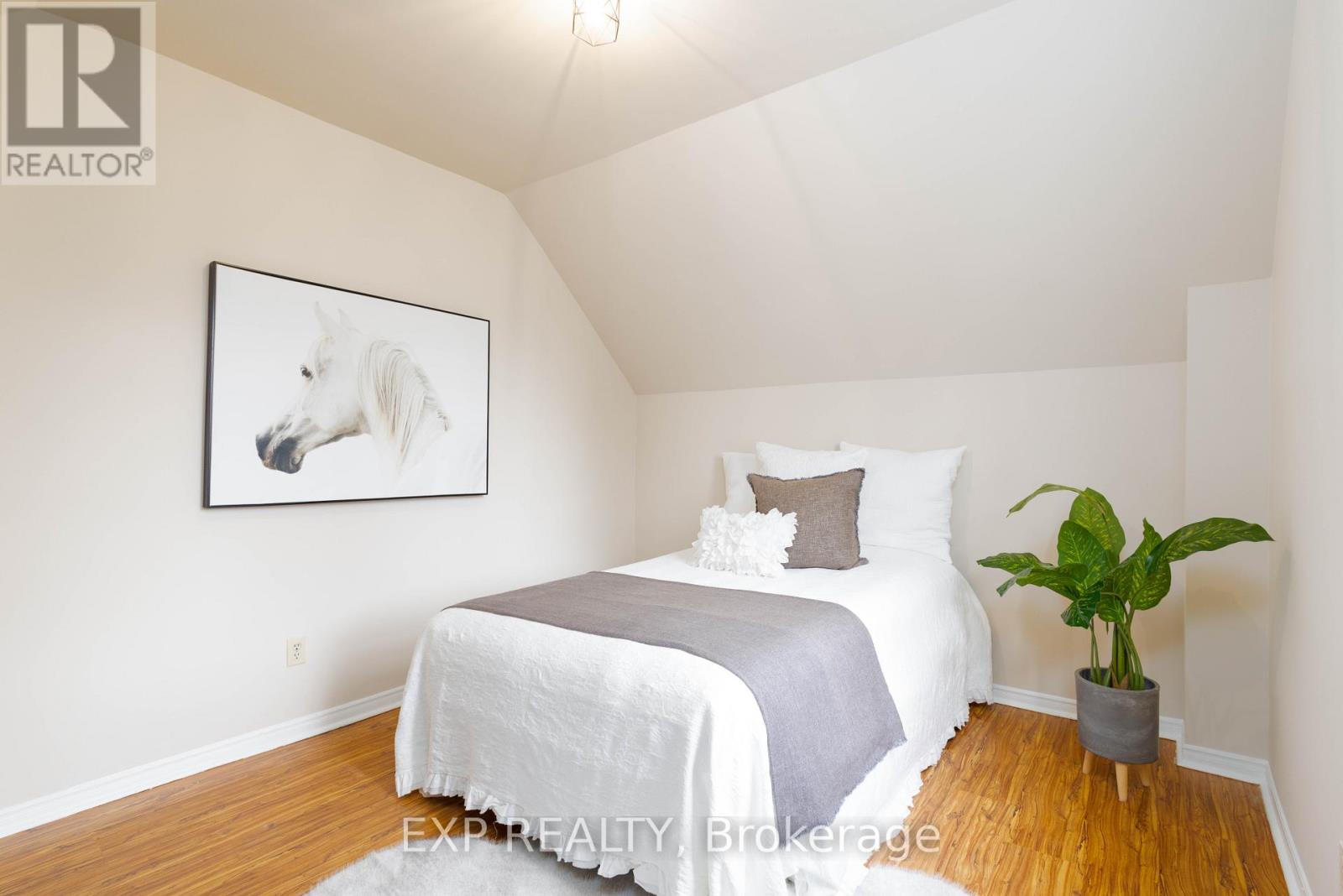 21023 Dalton Road, Georgina, Ontario  L0E 1L0 - Photo 17 - N12580898