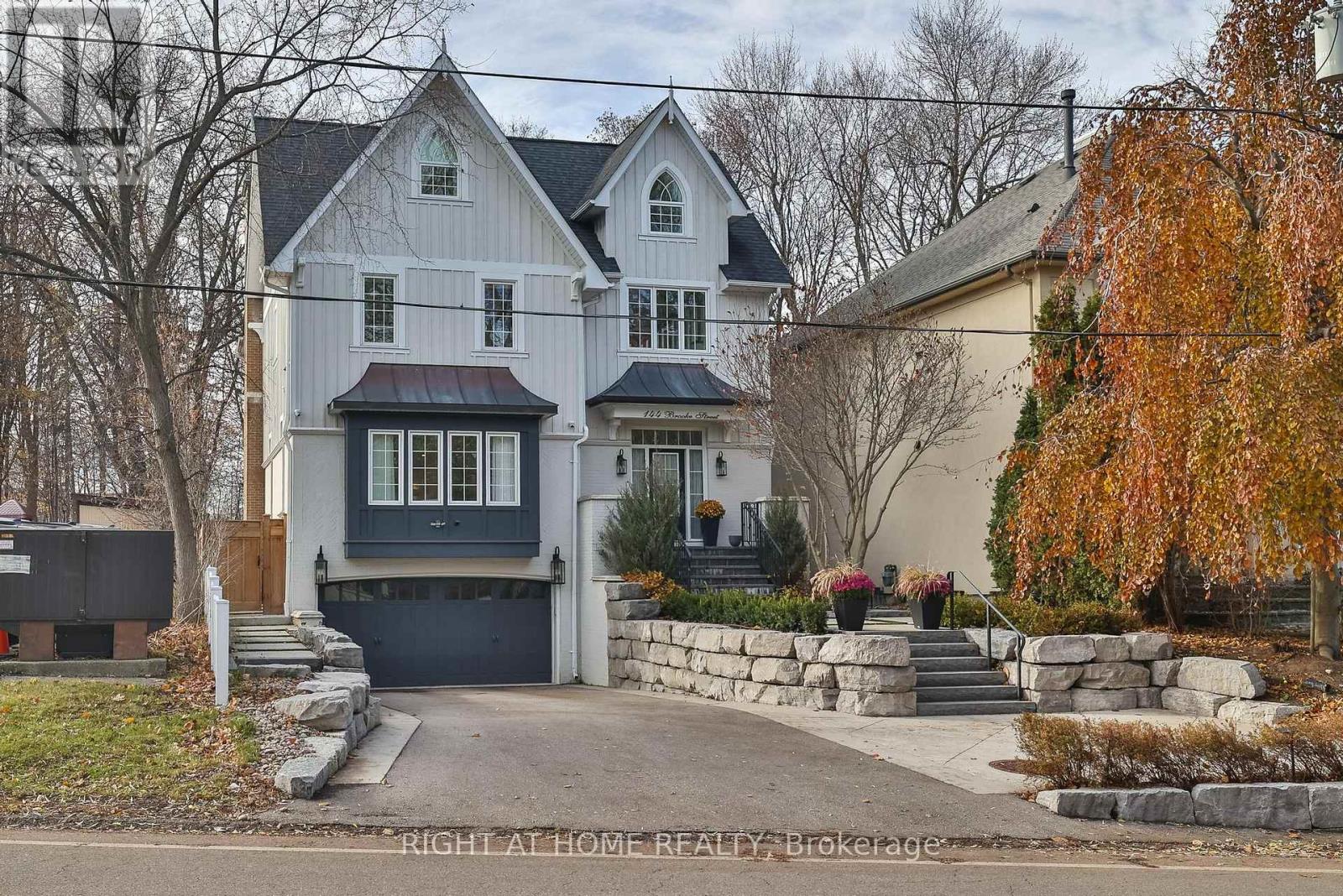 144 BROOKE STREET, Vaughan, Ontario