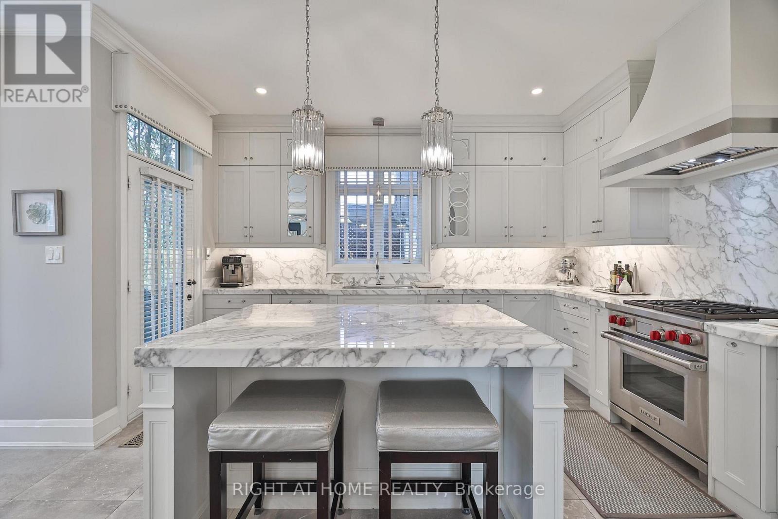 144 Brooke Street, Vaughan, Ontario  L4J 1Y9 - Photo 11 - N12580904