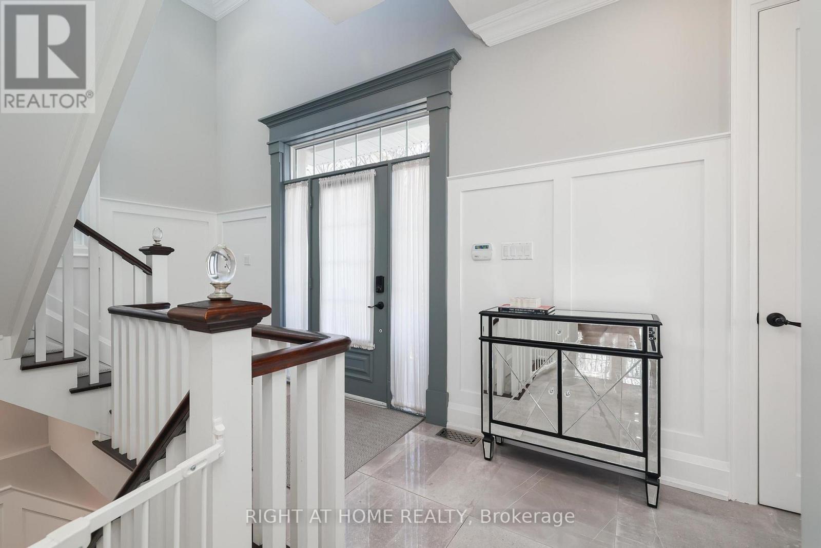 144 Brooke Street, Vaughan, Ontario  L4J 1Y9 - Photo 5 - N12580904