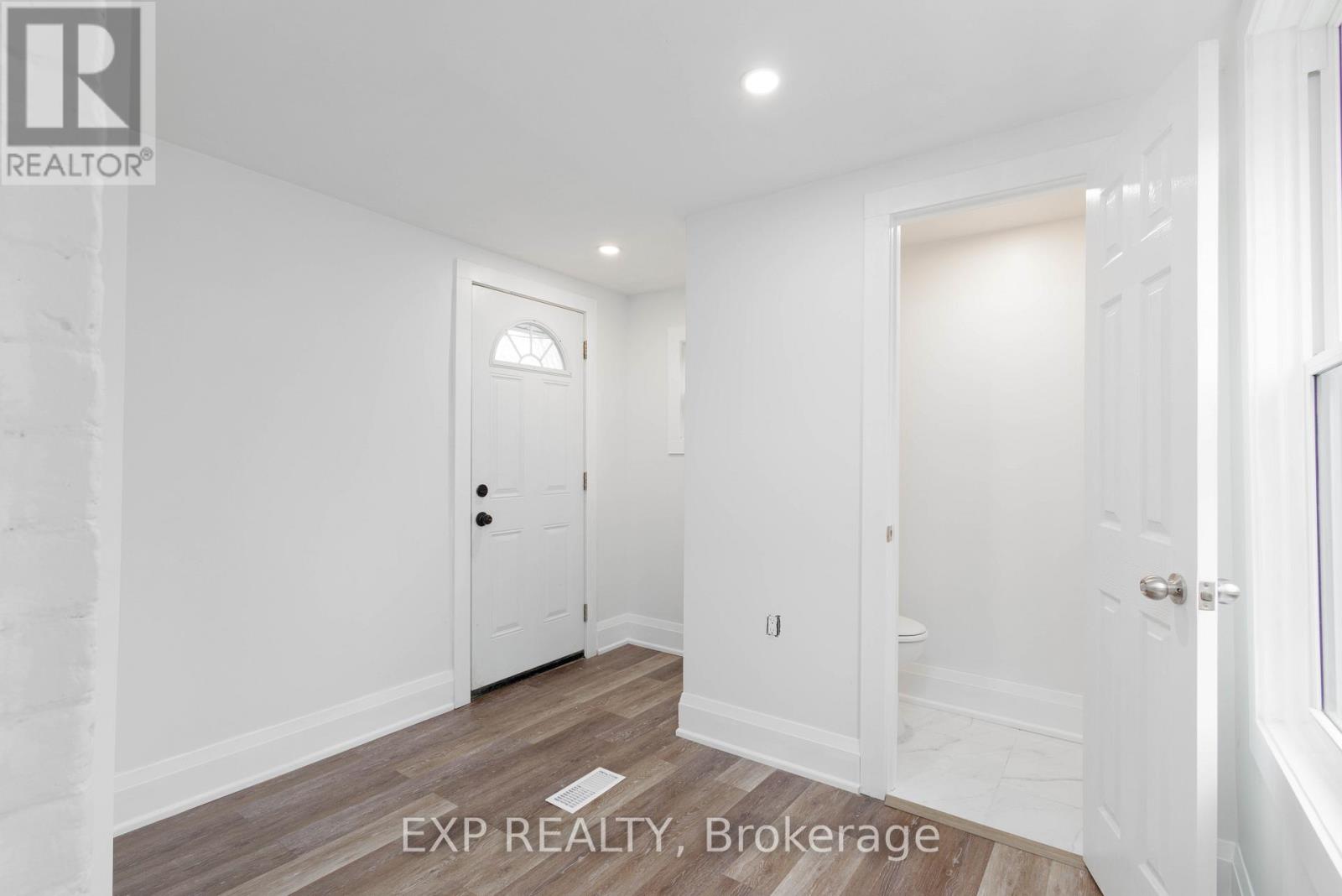 249 Harvey Street, Orillia, Ontario  L3V 3M5 - Photo 10 - S12580912