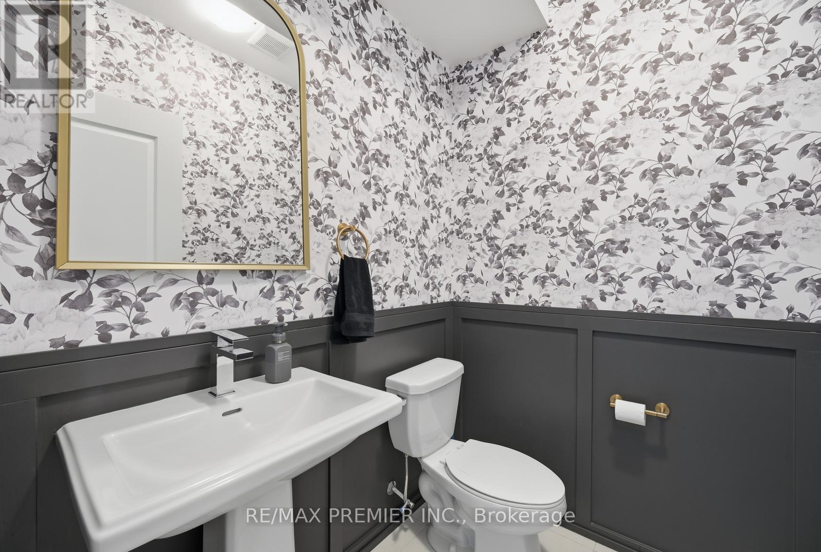 229 Vermont Avenue, Newmarket, Ontario  L3X 0M6 - Photo 37 - N12577816