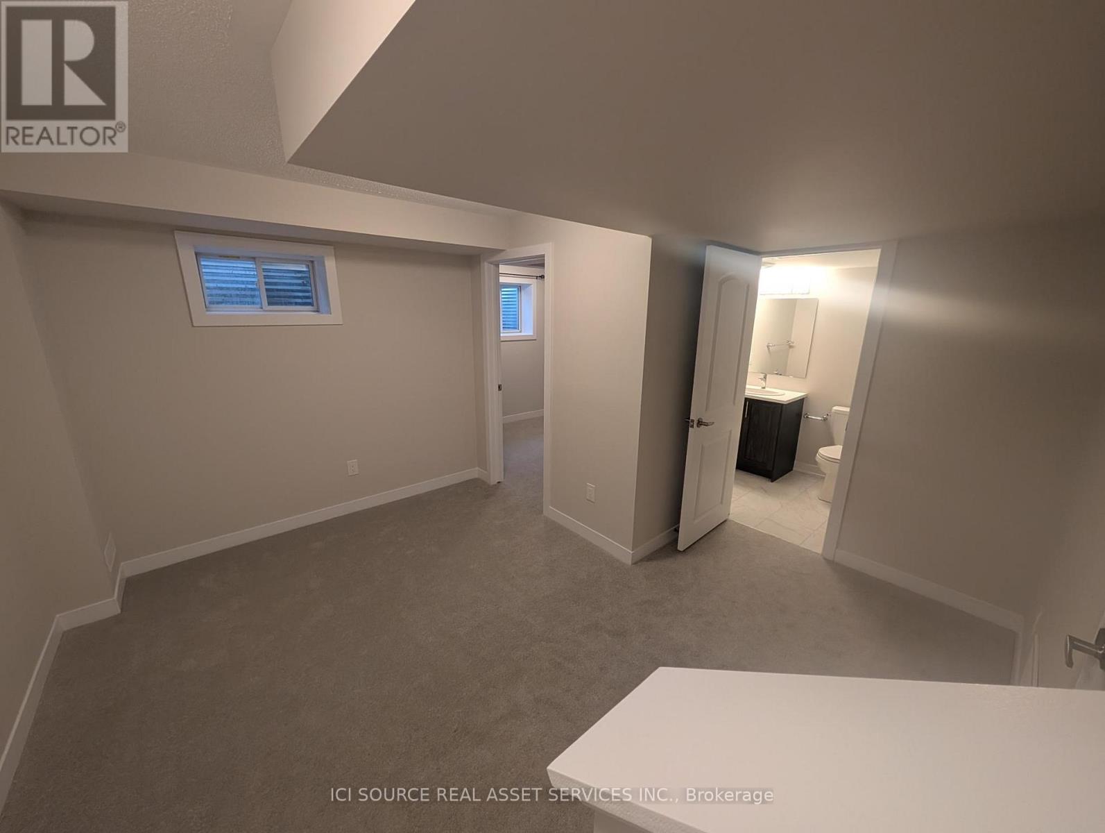 375 Les Emmerson Drive, Ottawa, Ontario  K2J 7L7 - Photo 16 - X12580902