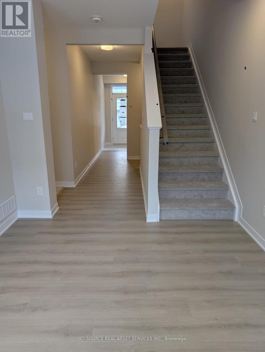 375 Les Emmerson Drive, Ottawa, Ontario  K2J 7L7 - Photo 20 - X12580902