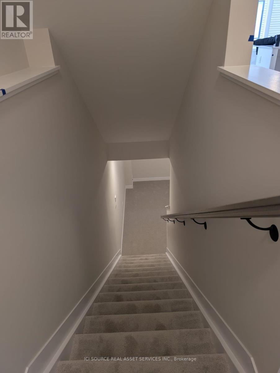 375 Les Emmerson Drive, Ottawa, Ontario  K2J 7L7 - Photo 25 - X12580902