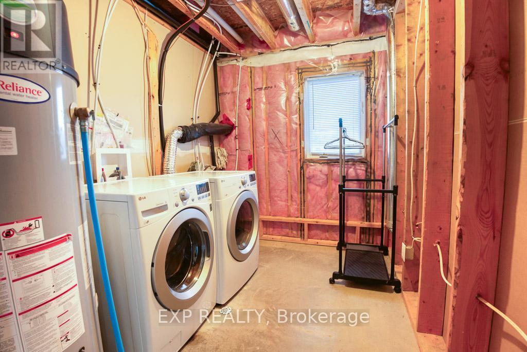 513 Coldwater Crescent, Ottawa, Ontario  K2M 0J4 - Photo 11 - X12580954