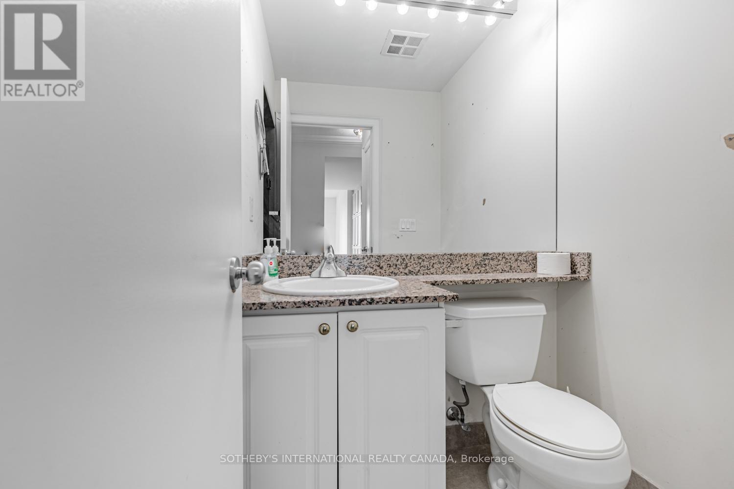 3811 - 8 Park Road, Toronto, Ontario  M4W 3S5 - Photo 14 - C12567098