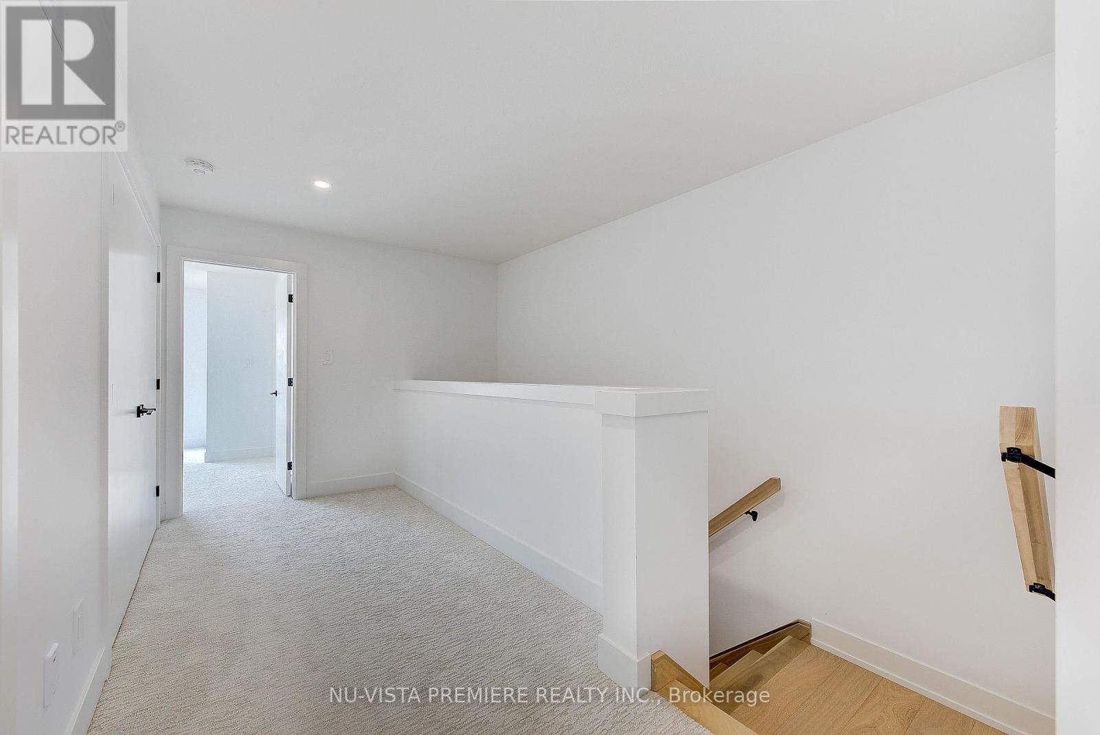 Photo 19 of 40 for 21 - 1965 Upperpoint Gate