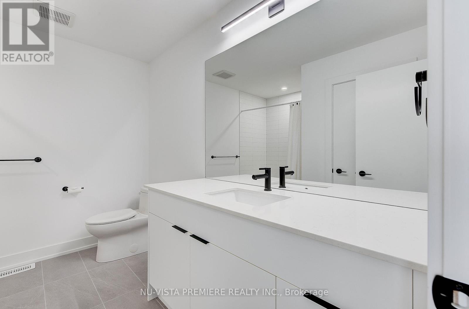 Photo 29 of 40 for 21 - 1965 Upperpoint Gate