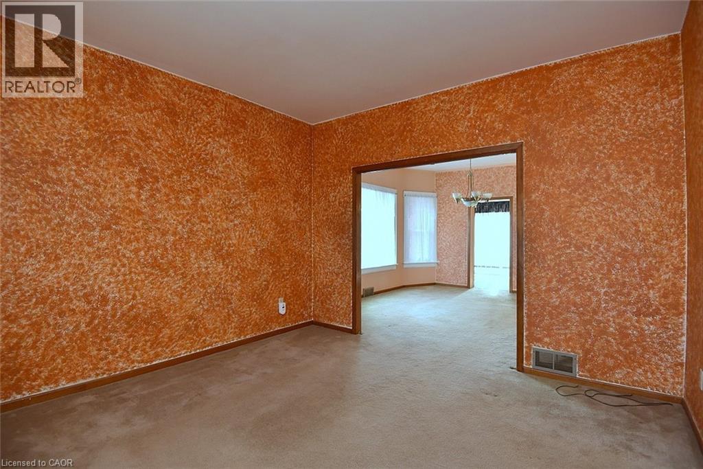 65 Young Street, Welland, Ontario  L3B 4C5 - Photo 11 - 40788696