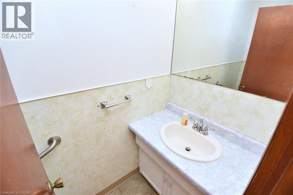 65 Young Street, Welland, Ontario  L3B 4C5 - Photo 28 - 40788696