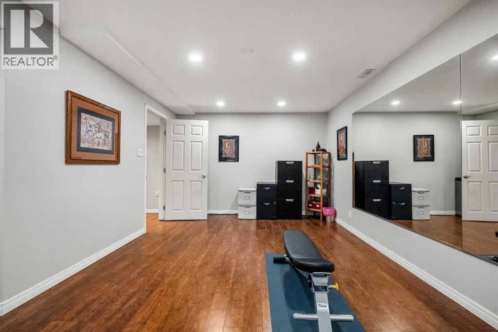 348 Parkwood Close Se, Calgary, Alberta  T2J 3W1 - Photo 34 - A2268750