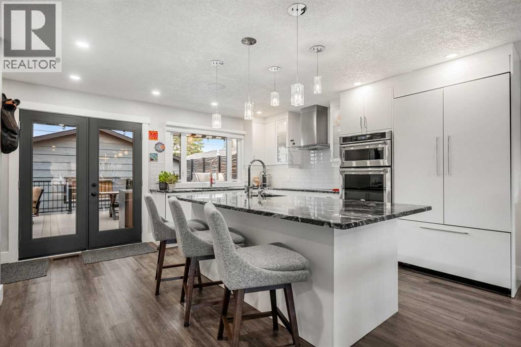 348 Parkwood Close Se, Calgary, Alberta  T2J 3W1 - Photo 9 - A2268750