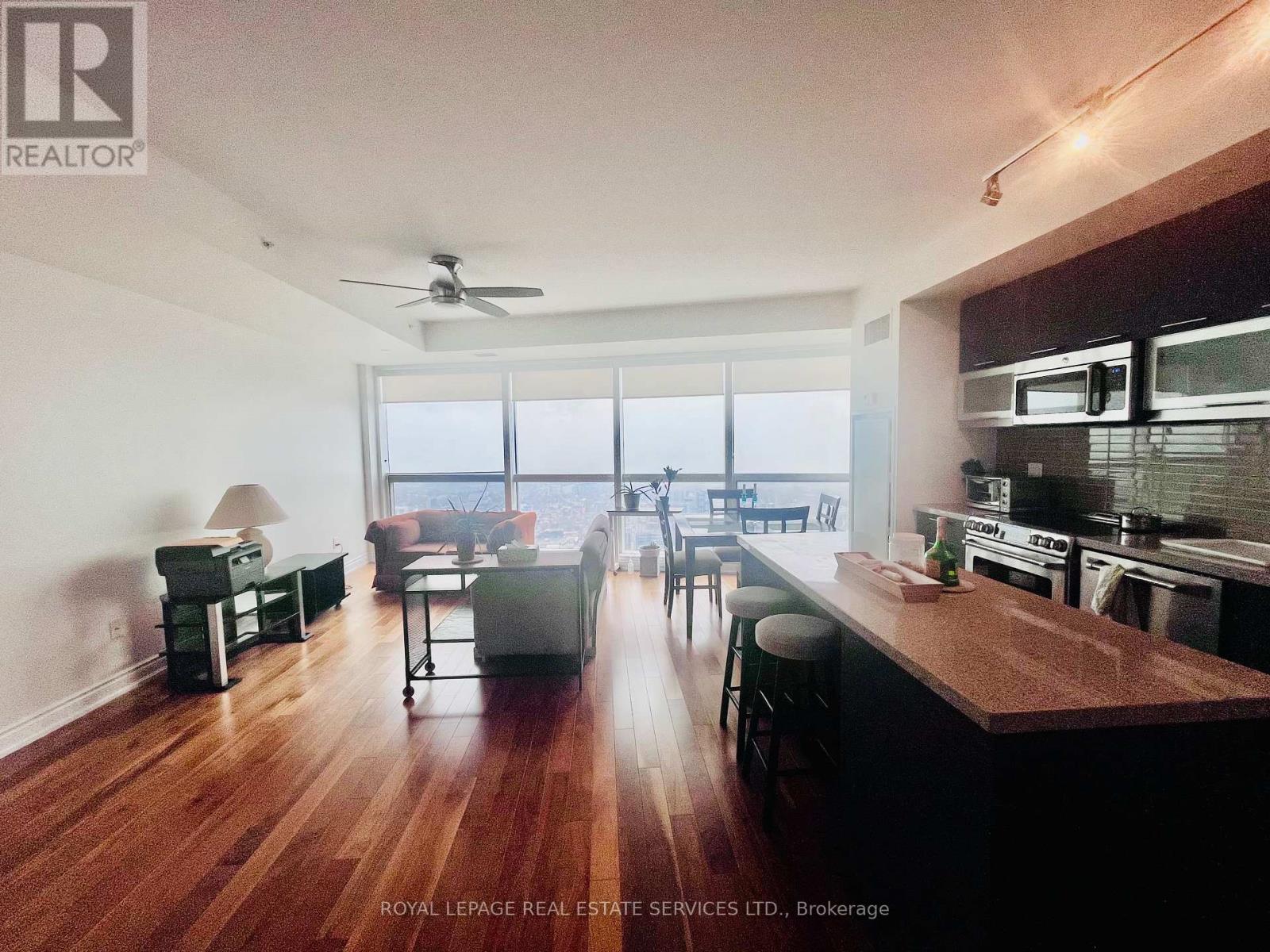 6514 - 388 Yonge Street, Toronto, Ontario  M5B 0A4 - Photo 11 - C12580946