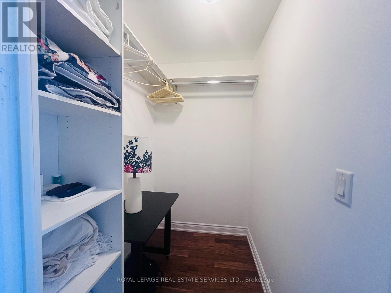 6514 - 388 Yonge Street, Toronto, Ontario  M5B 0A4 - Photo 15 - C12580946