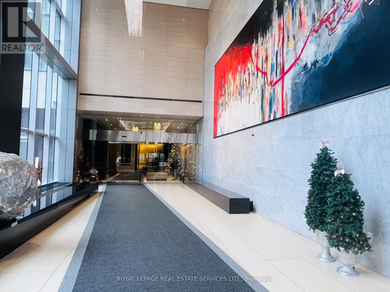 6514 - 388 Yonge Street, Toronto, Ontario  M5B 0A4 - Photo 2 - C12580946