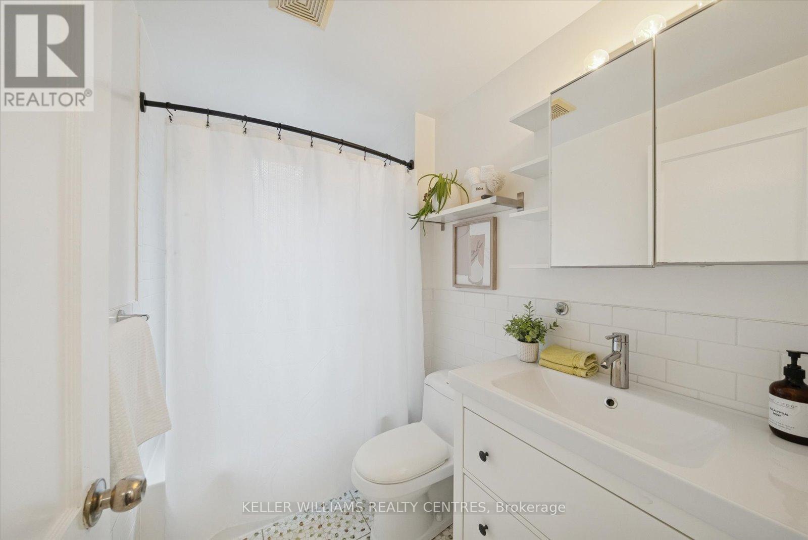 1780 Gerrard Street E, Toronto, Ontario  M4L 2B4 - Photo 17 - E12580960
