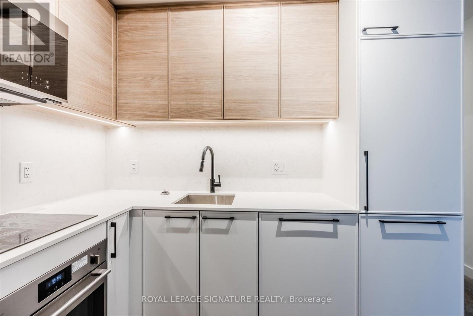 1509 - 1050 Eastern Avenue, Toronto, Ontario M4L 0B7 - Photo 4 - E12578064