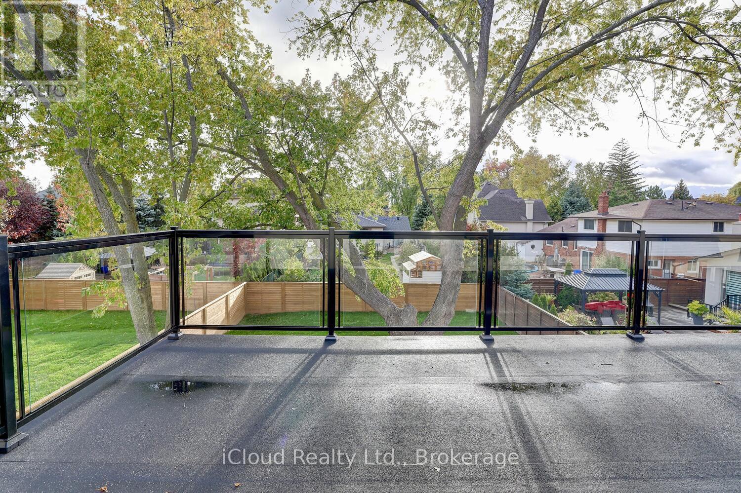 2556 Glengarry Road, Mississauga, Ontario  L5C 1Y3 - Photo 19 - W12509258